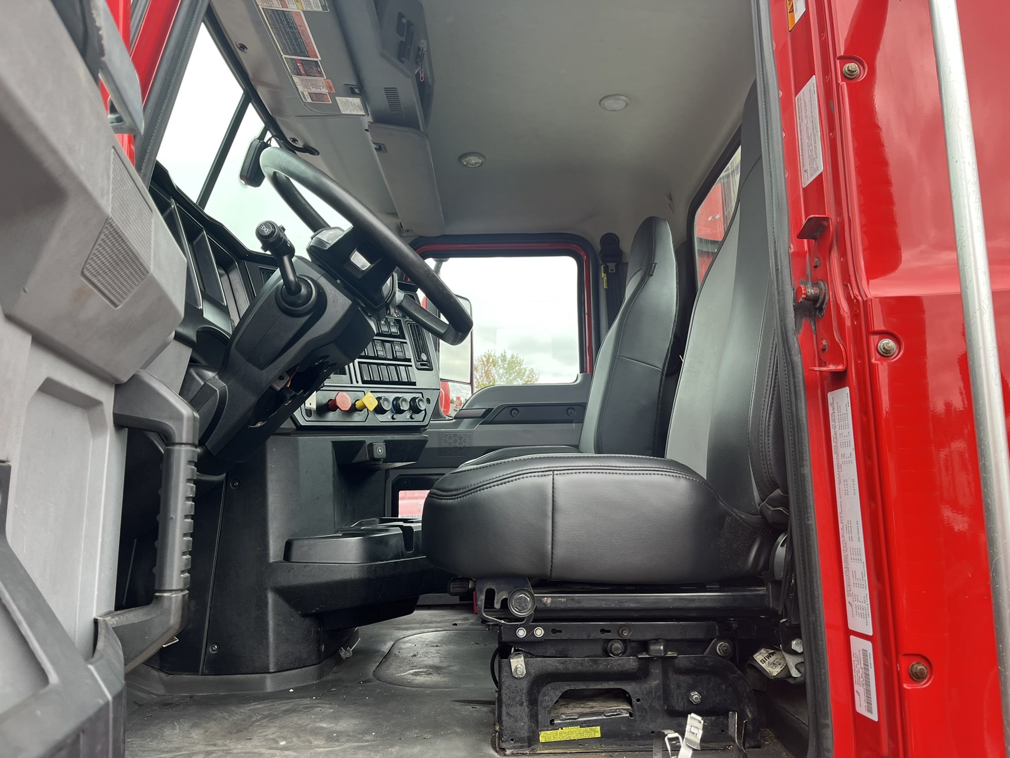 2020 MACK AN64T 1000056-07 2020 MACK AN64T 1000056-07