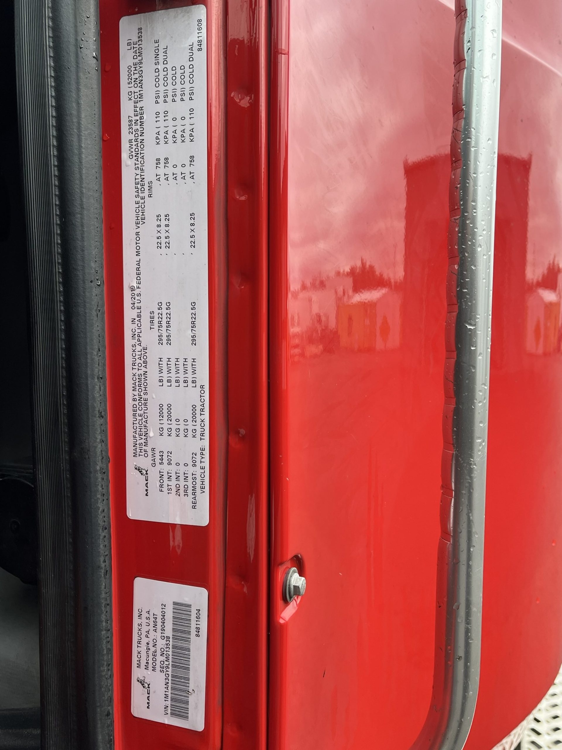 2020 MACK AN64T 1000065-12 2020 MACK AN64T 1000065-12