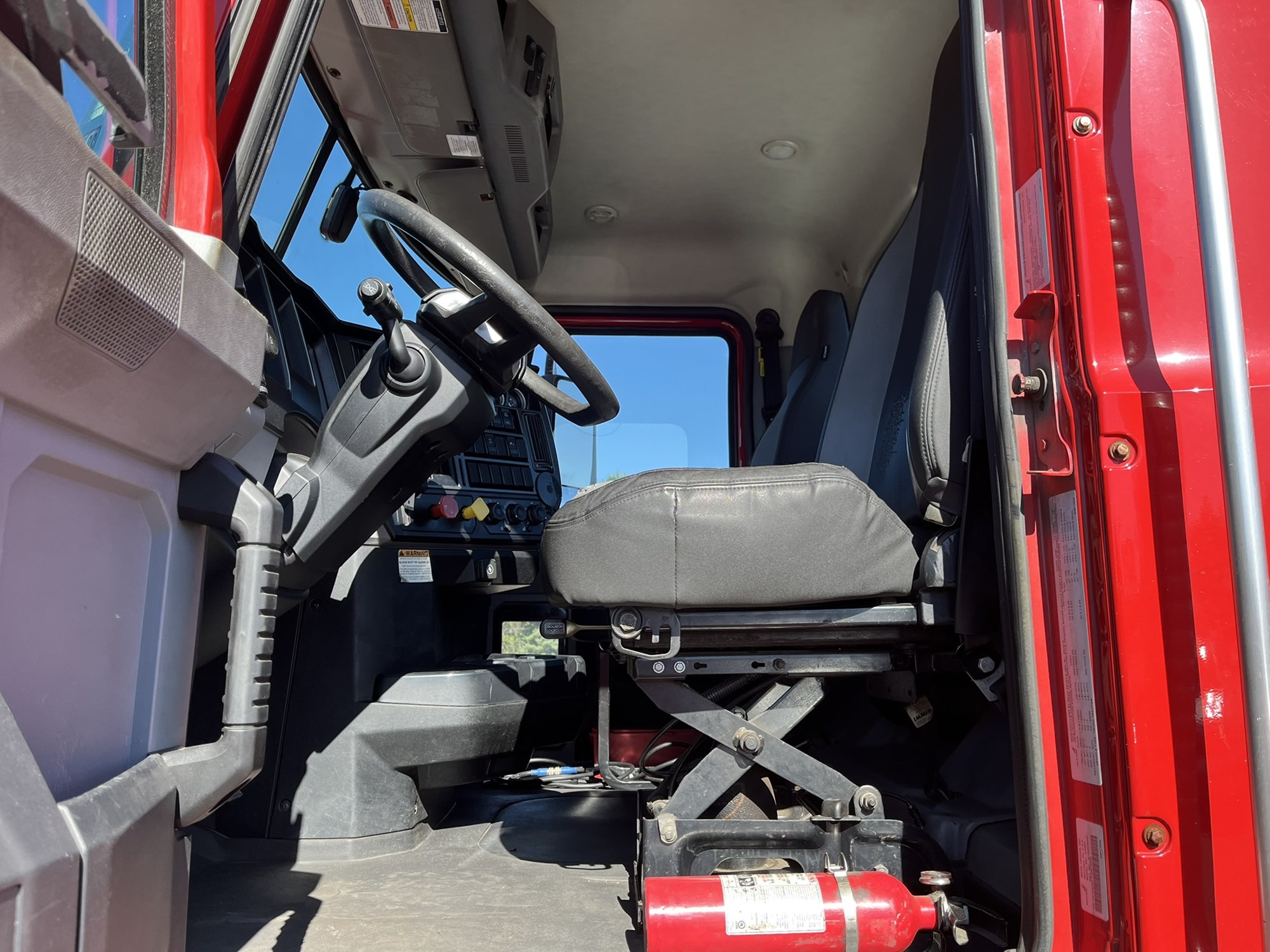 2020 MACK AN64T 1000067-07 2020 MACK AN64T 1000067-07