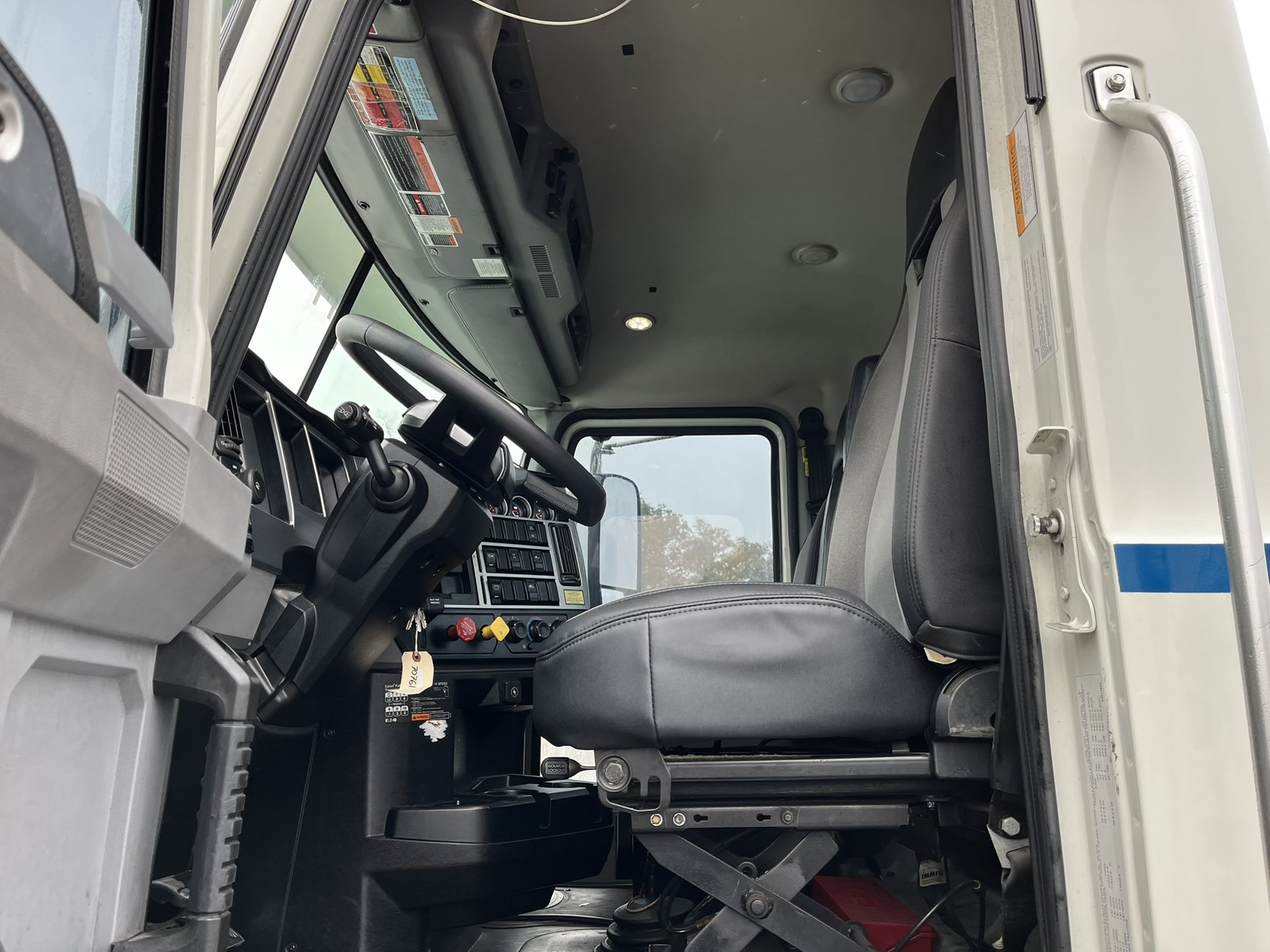 2020 MACK PI64T 1000749-07 2020 MACK PI64T 1000749-07