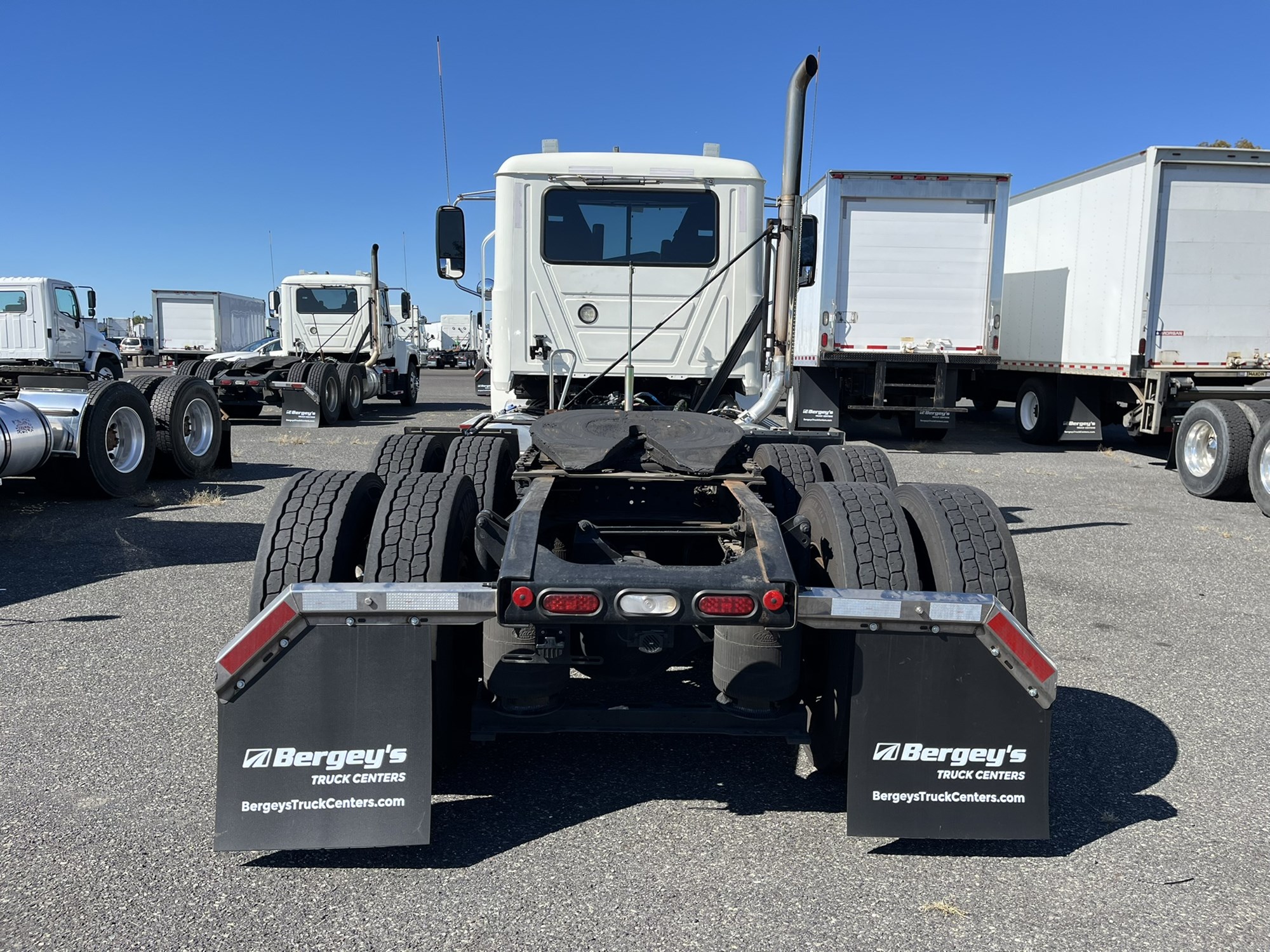 2020 MACK PI64T 2020 MACK PI64T - image 5 of 6