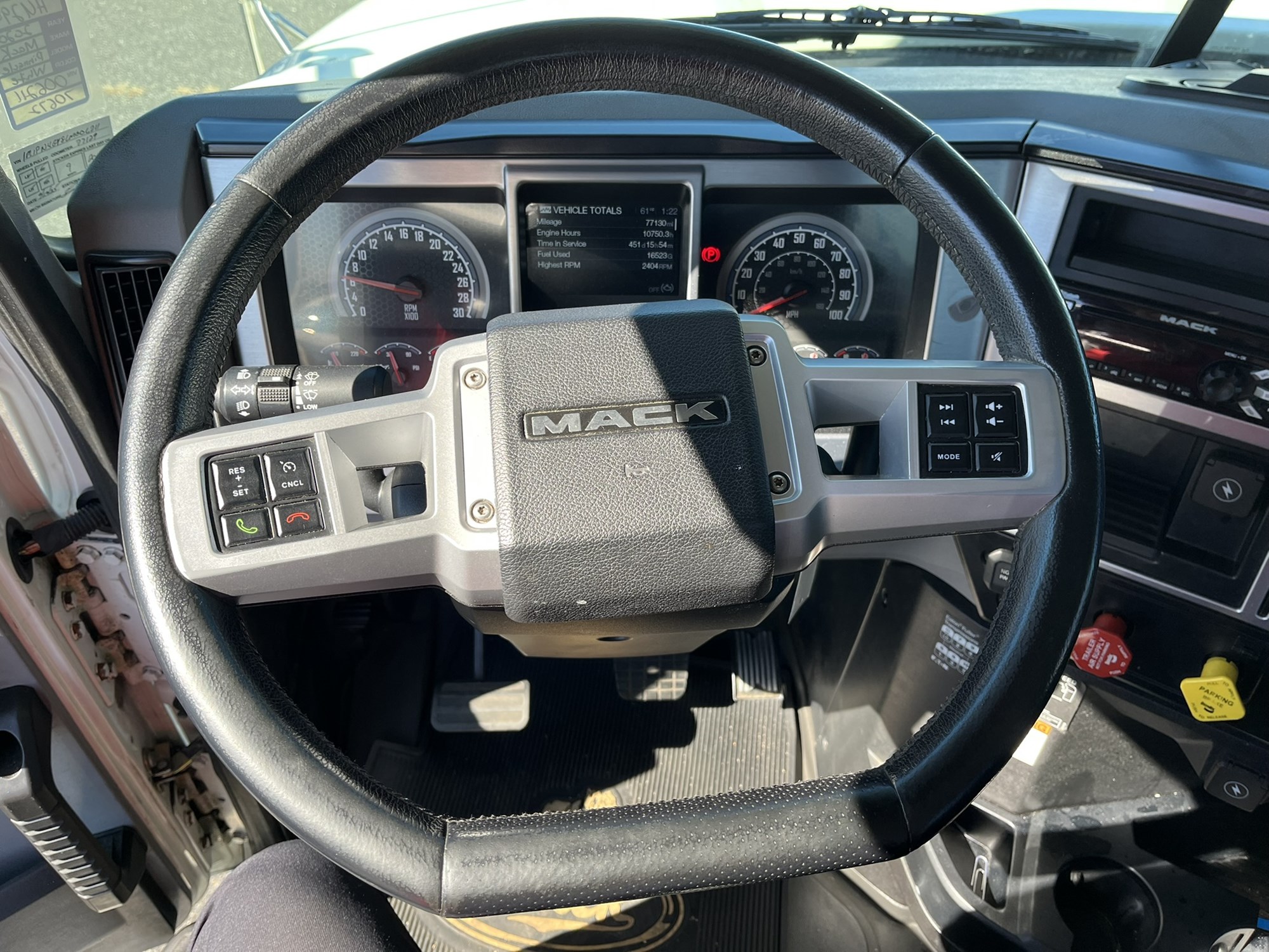 2020 MACK PI64T 1000750-09 2020 MACK PI64T 1000750-09