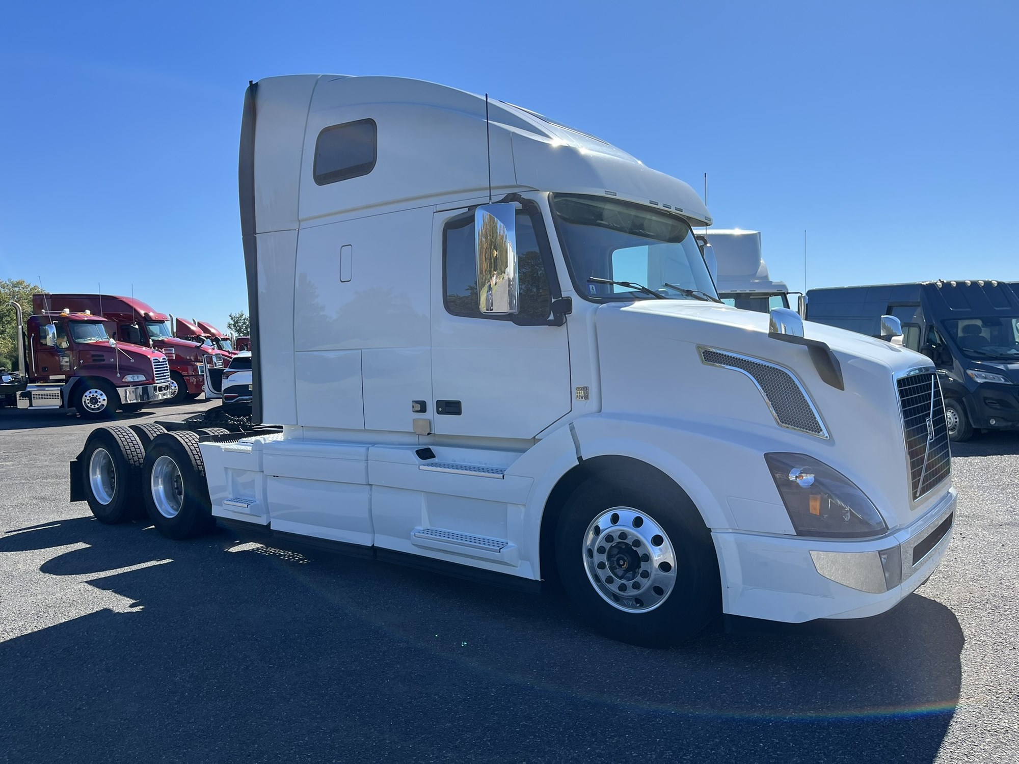 2018 VOLVO VNL64T670 1000991-03 2018 VOLVO VNL64T670 1000991-03