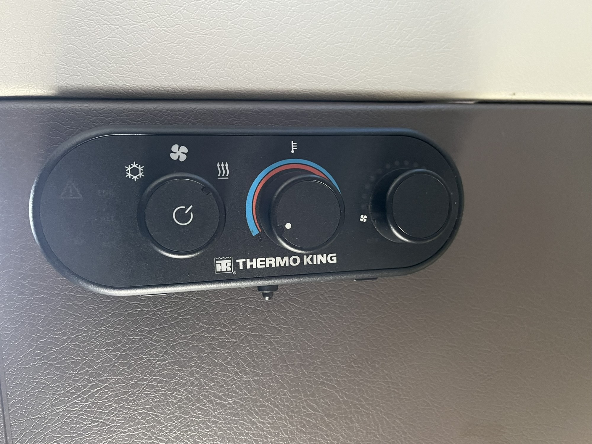 2018 VOLVO VNL64T670 1000991-22 2018 VOLVO VNL64T670 1000991-22