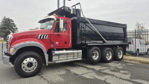 2019 MACK 64FR 1042917-01