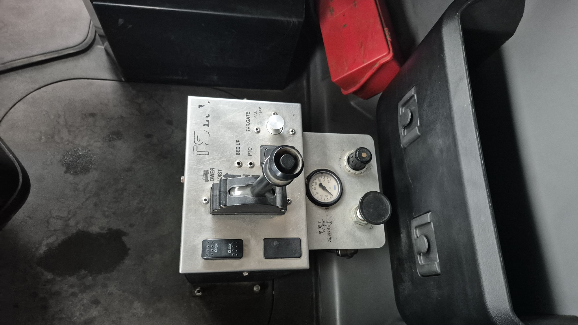 2019 MACK 64FR 1042917-10 2019 MACK 64FR 1042917-10