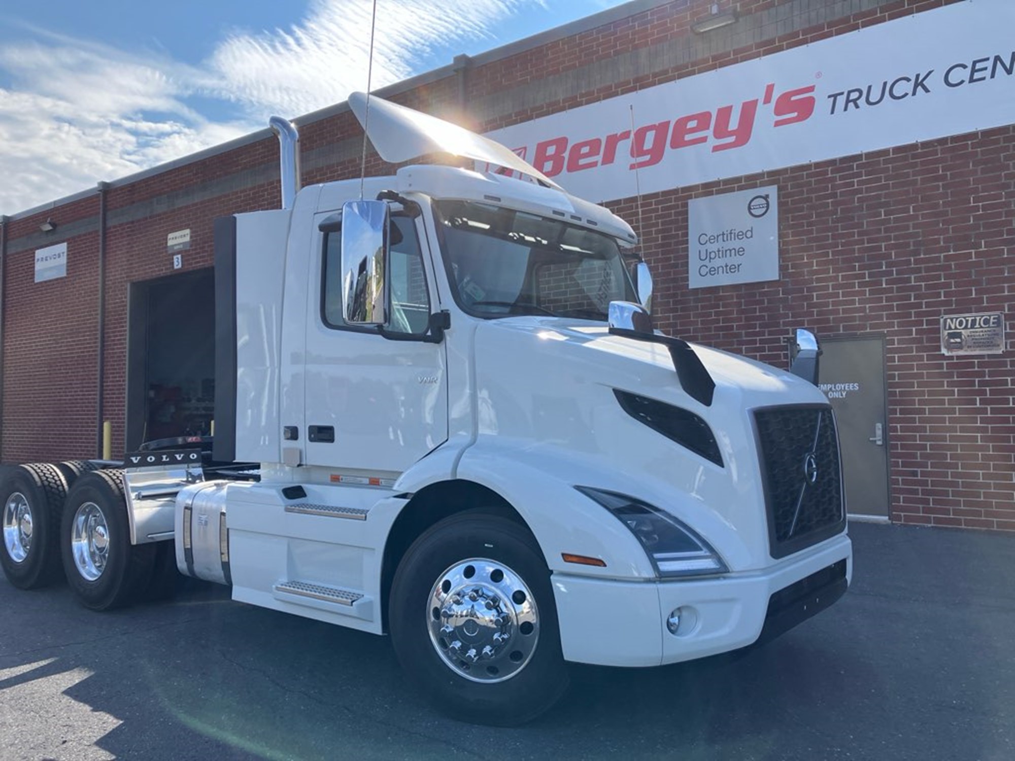 2026 VOLVO VNR64T300 1073566-02 2026 VOLVO VNR64T300 1073566-02