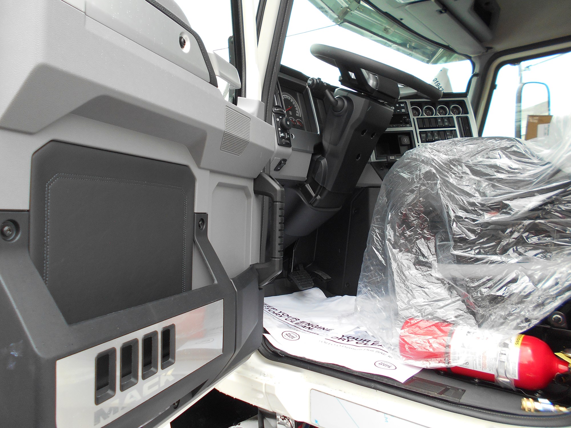 2026 MACK PI64T 1087098-05 2026 MACK PI64T 1087098-05