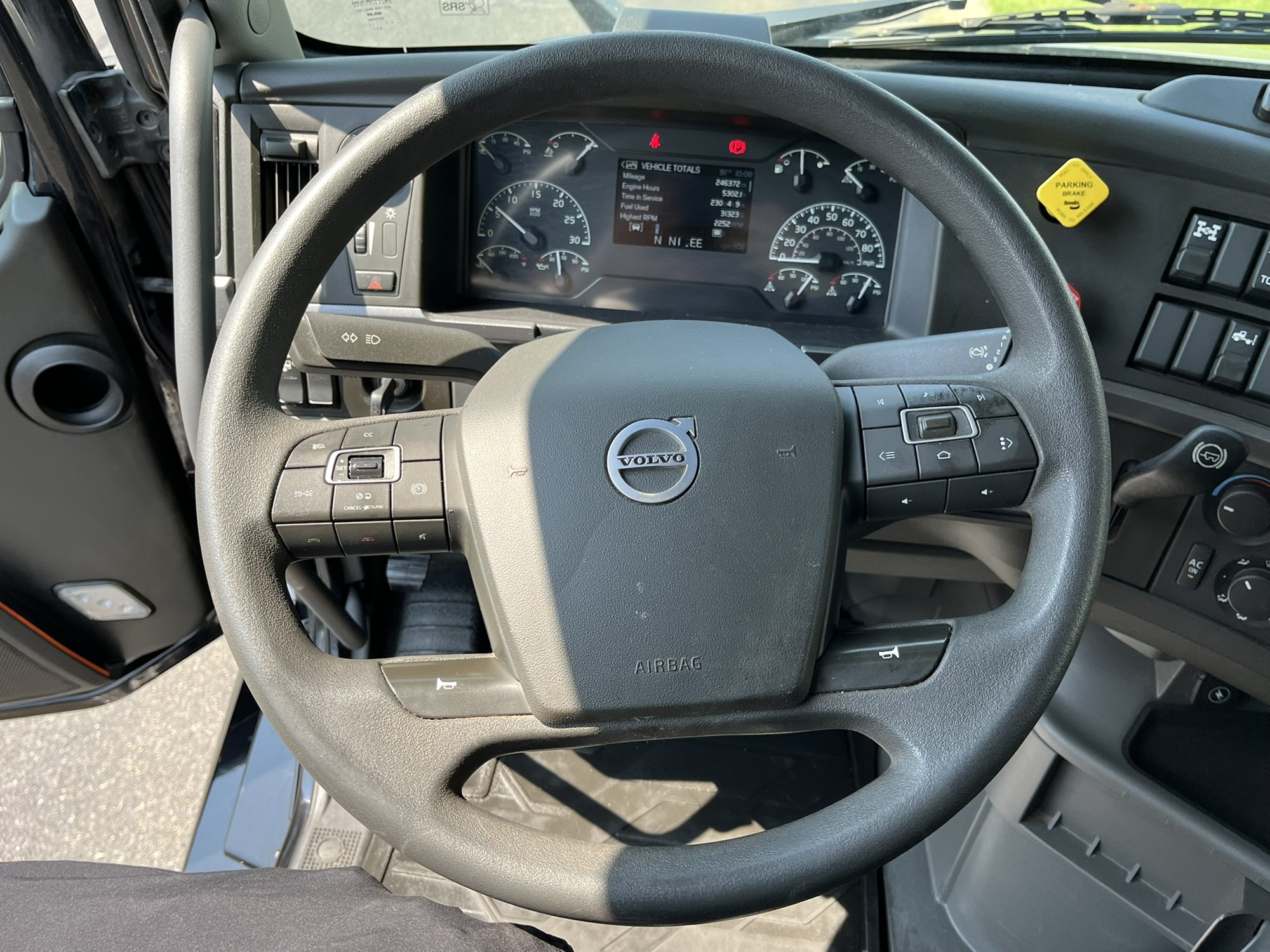 2024 Volvo VNL860 1091452-09 2024 Volvo VNL860 1091452-09