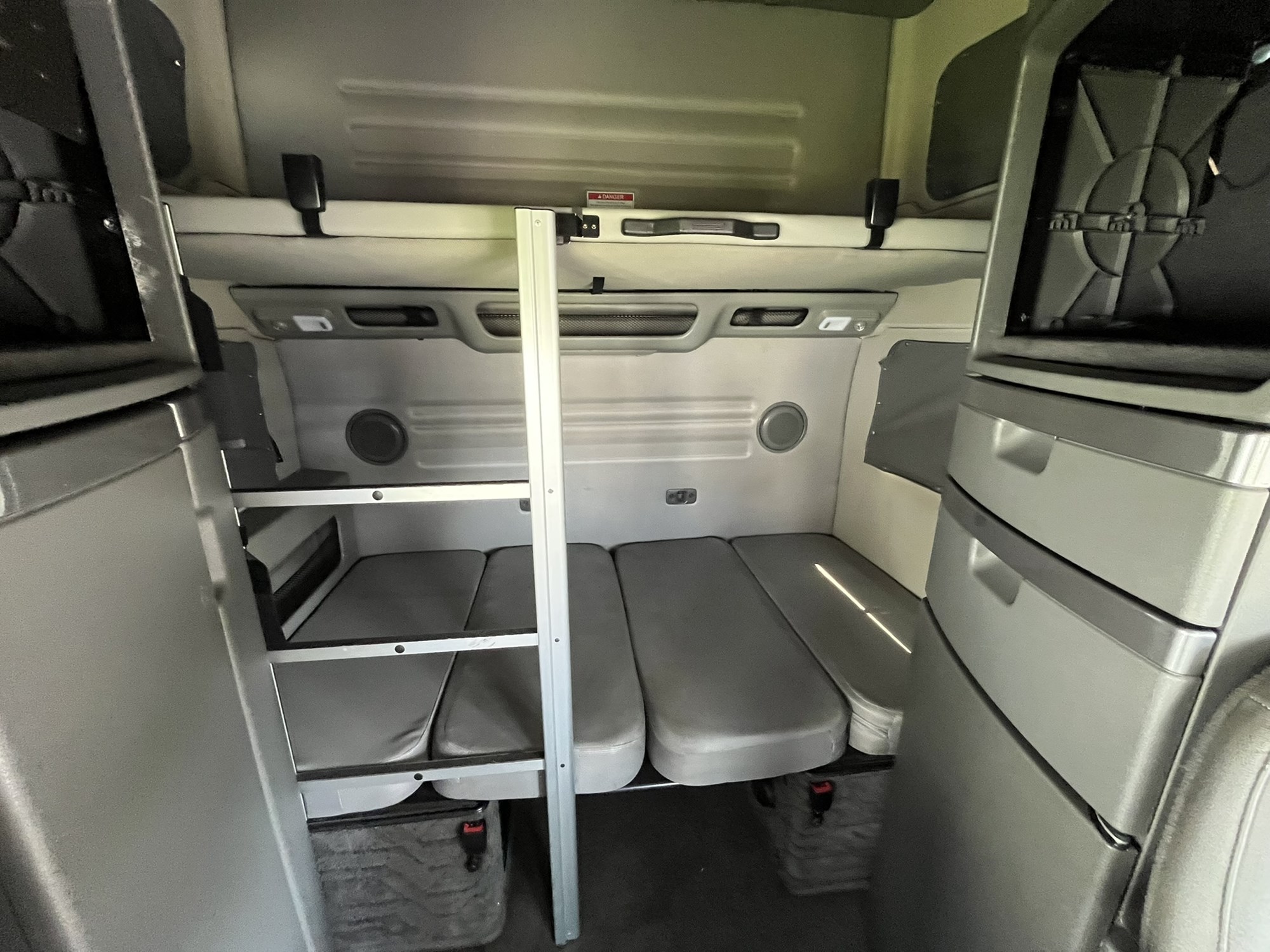 2024 Volvo VNL860 1091452-12 2024 Volvo VNL860 1091452-12