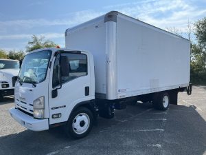 2011 ISUZU NRR 1094229-01