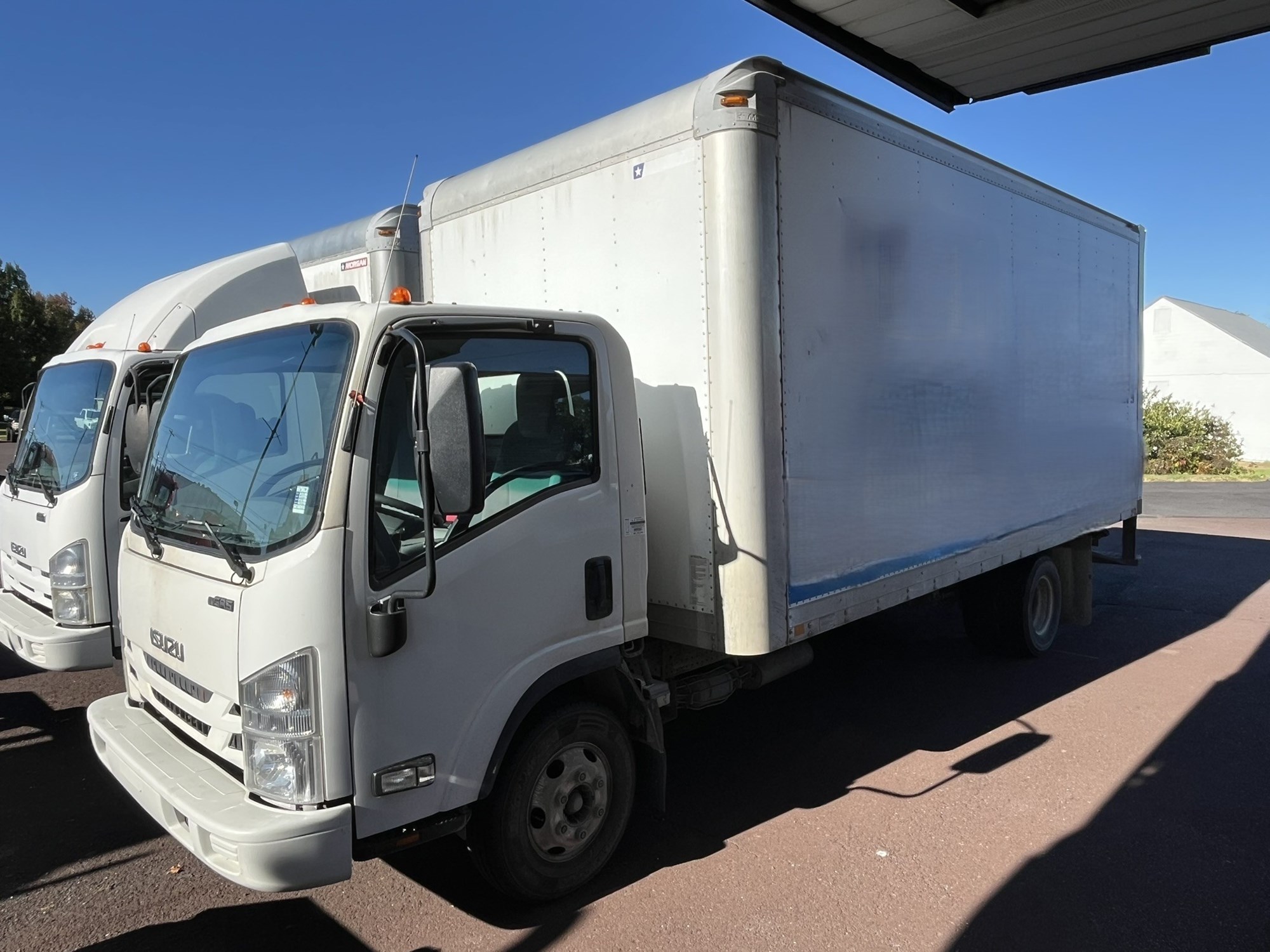 2016 ISUZU NPR HD 2016 ISUZU NPR HD - image 1 of 4