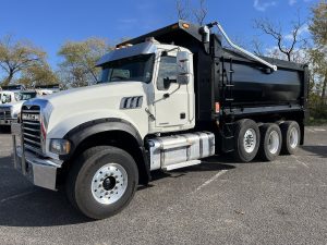 2022 MACK GRANITE 1101436-01