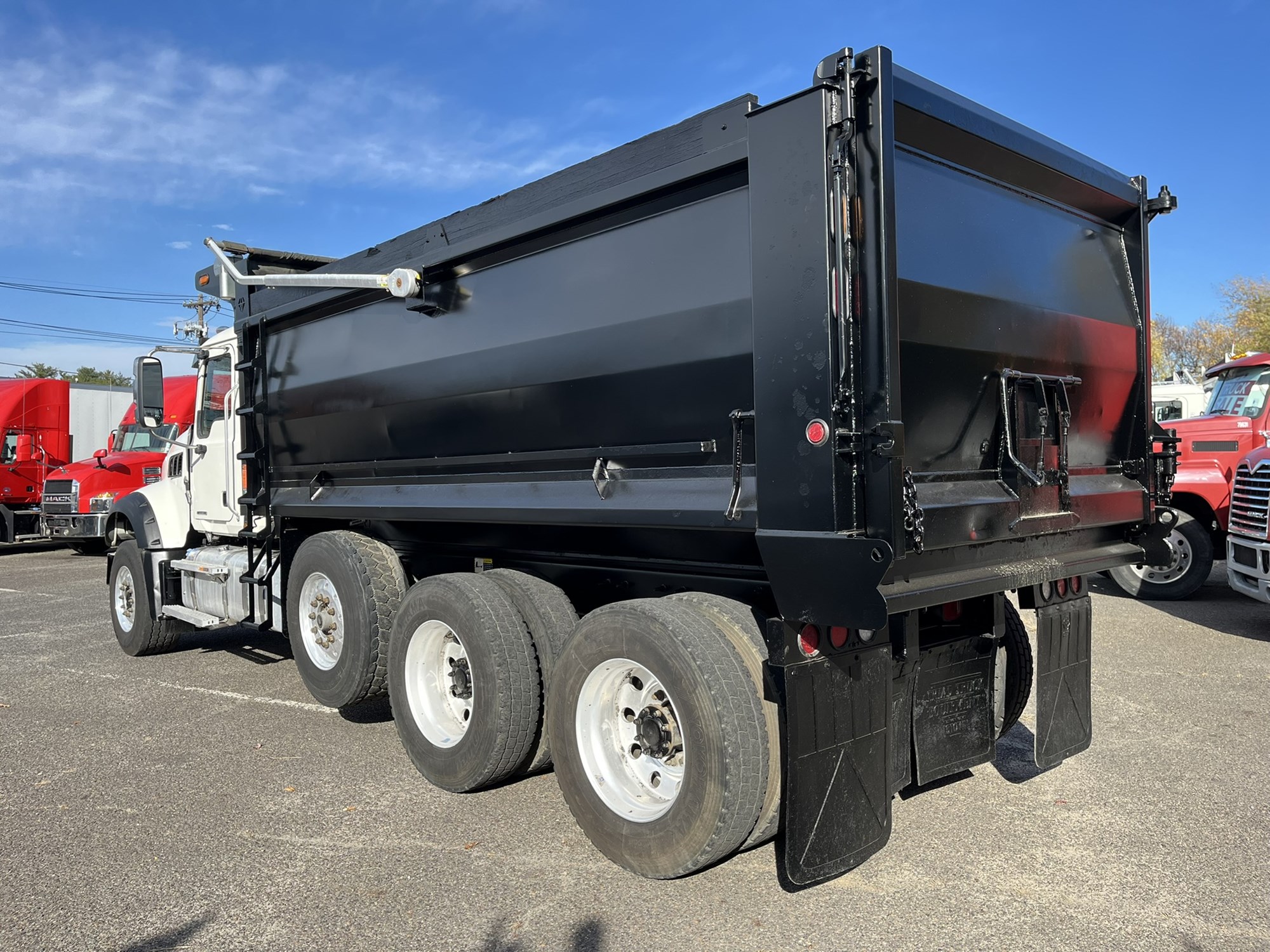 2022 MACK GRANITE 1101436-06 2022 MACK GRANITE 1101436-06