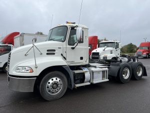 2016 MACK CXU613 1203011-01