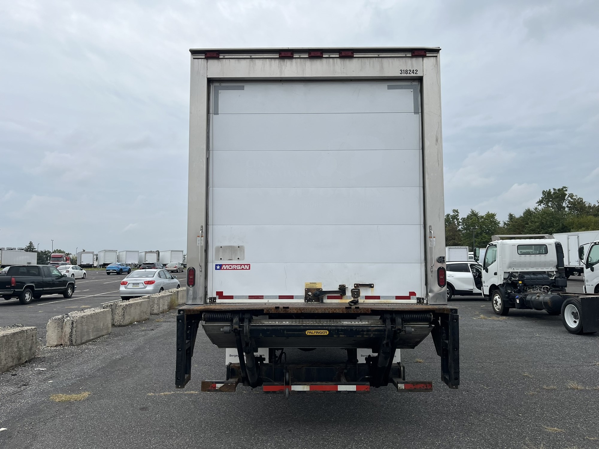 2018 HINO 338 1203054-05 2018 HINO 338 1203054-05