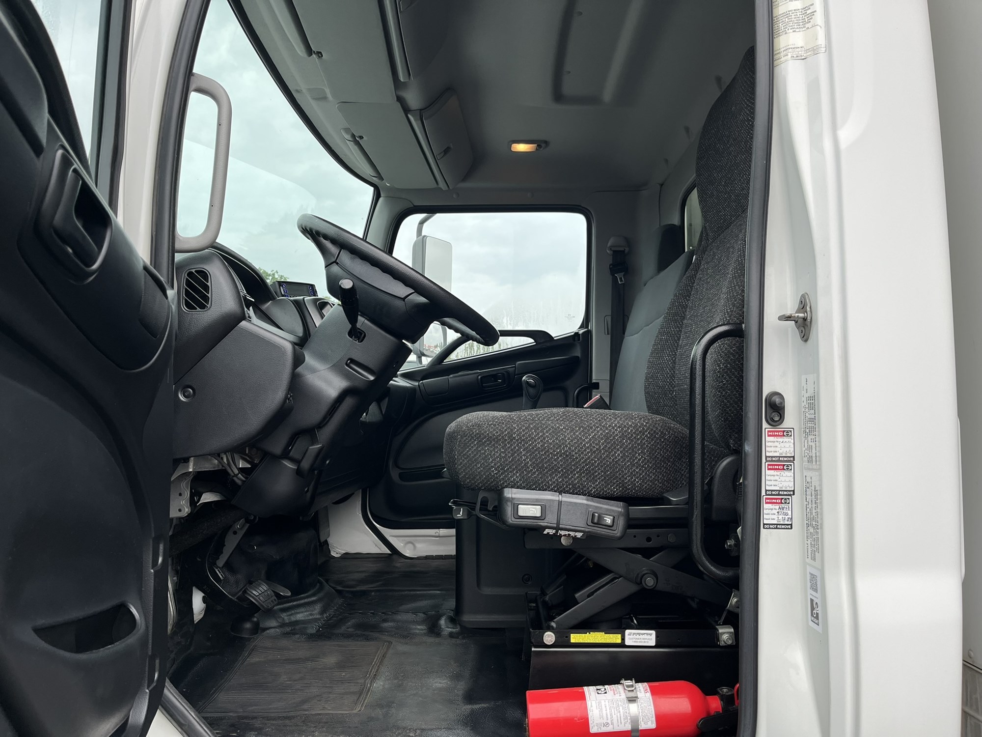 2018 HINO 338 1203054-07 2018 HINO 338 1203054-07