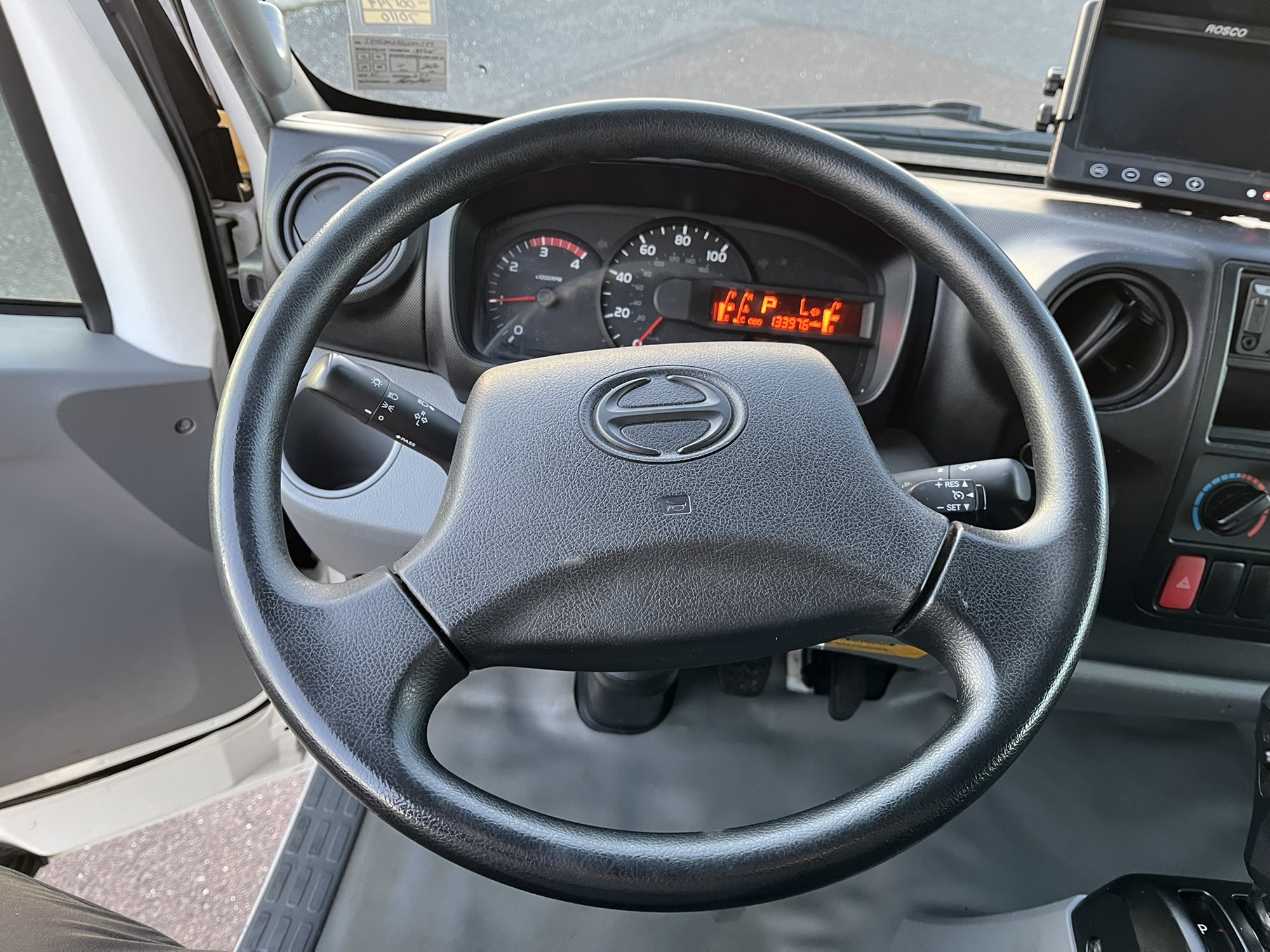 2020 HINO 195 1000003-09 2020 HINO 195 1000003-09