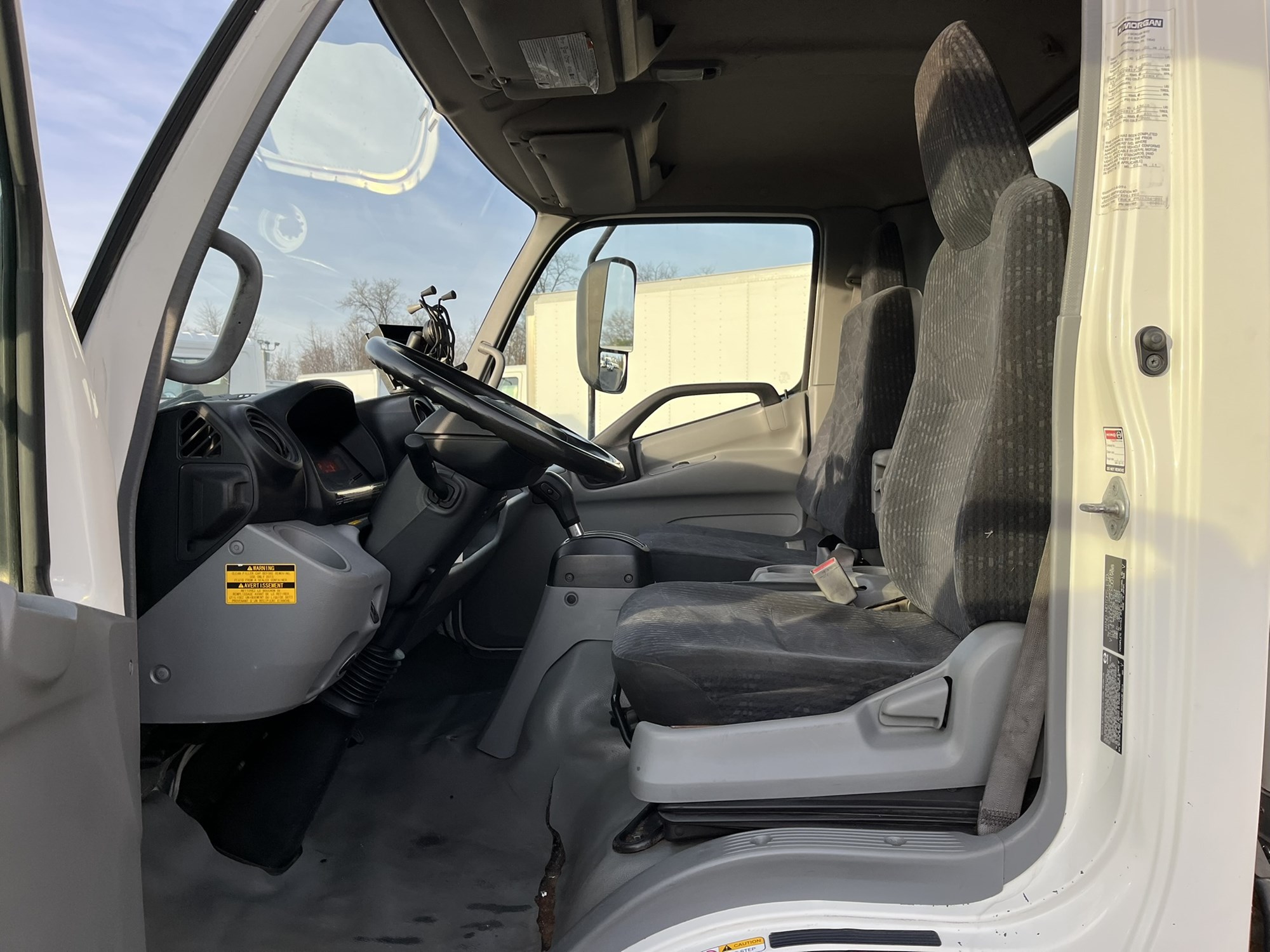 2015 HINO 195 1000441-07 2015 HINO 195 1000441-07