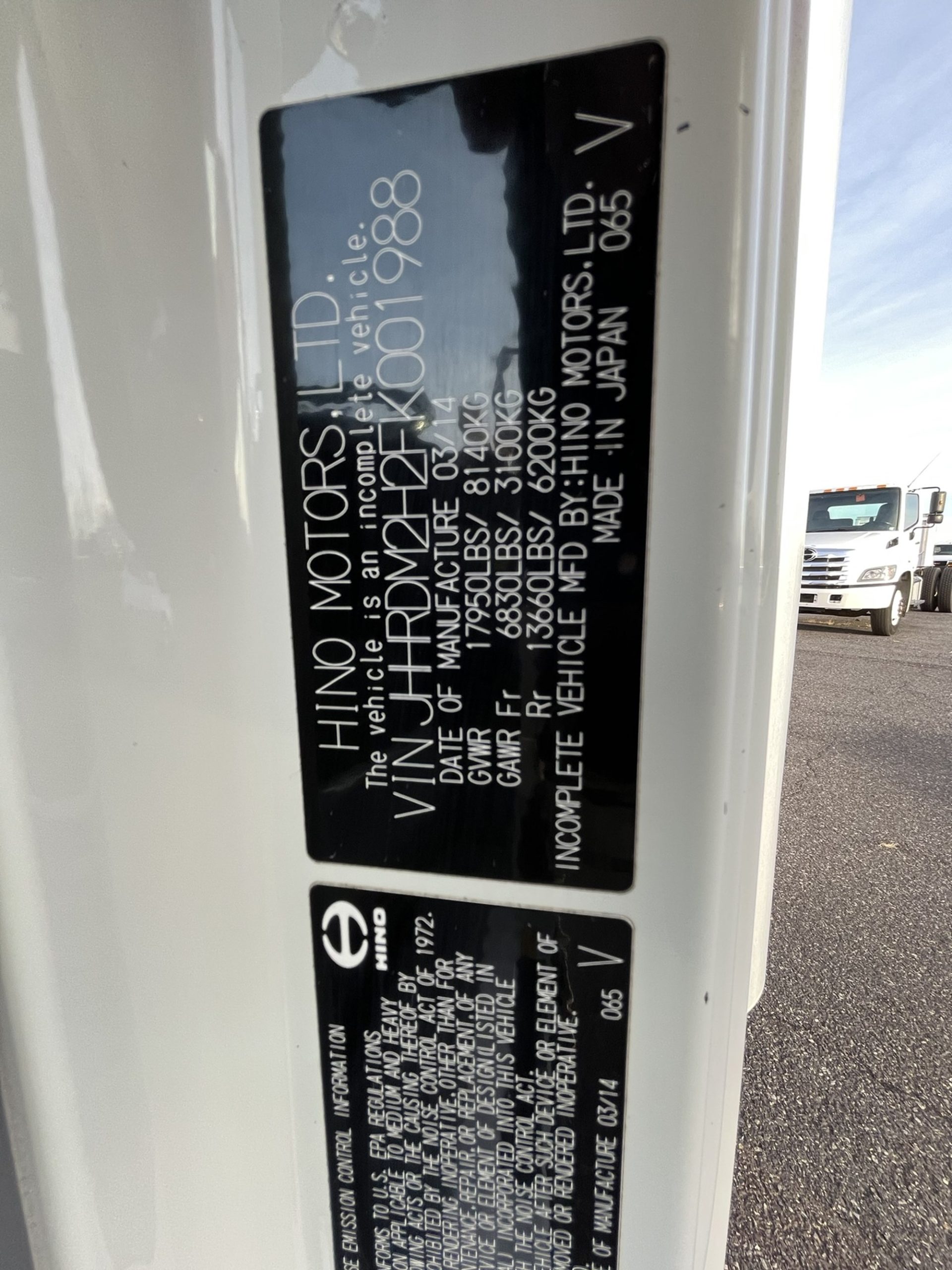 2015 HINO 195 1000441-12 2015 HINO 195 1000441-12