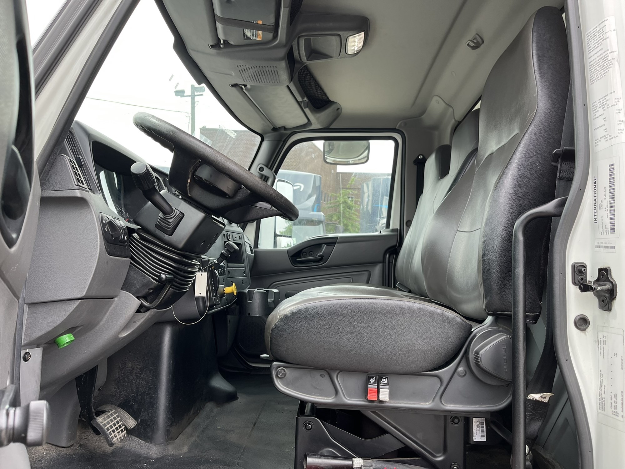 2020 International MV607 2020 International MV607 - image 5 of 6