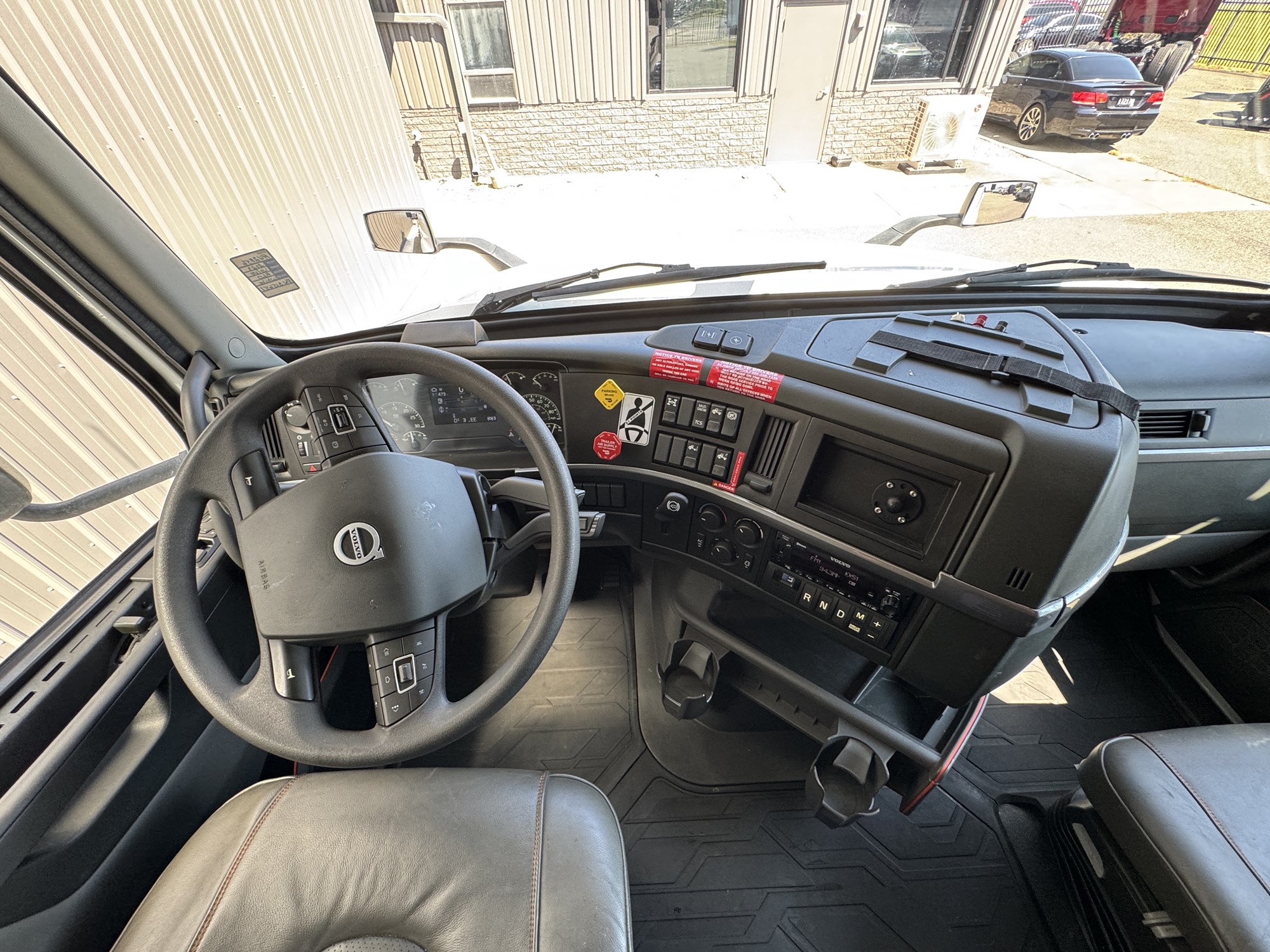 2023 Volvo VNL860 1091447-09 2023 Volvo VNL860 1091447-09