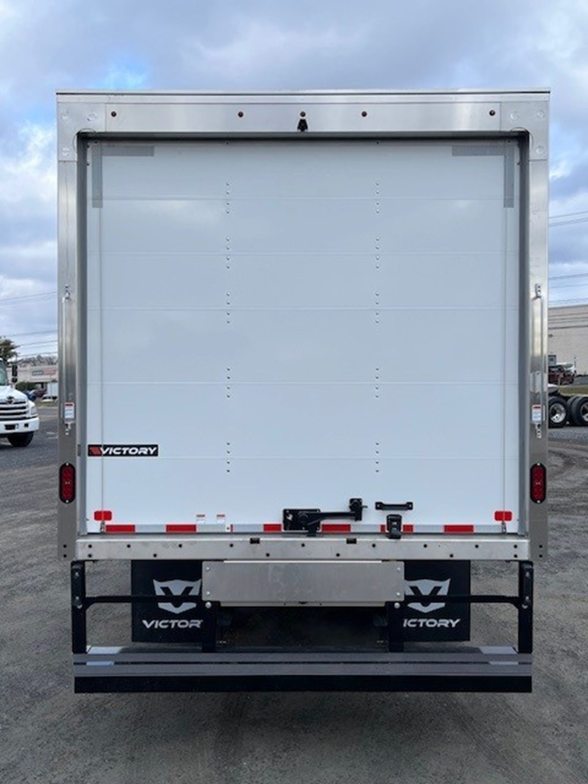 2025 Isuzu NPR/NPR-HD 2025 Isuzu NPR/NPR-HD - image 6 of 6