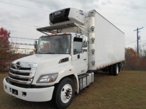 2020 Hino 268A 1097361-01