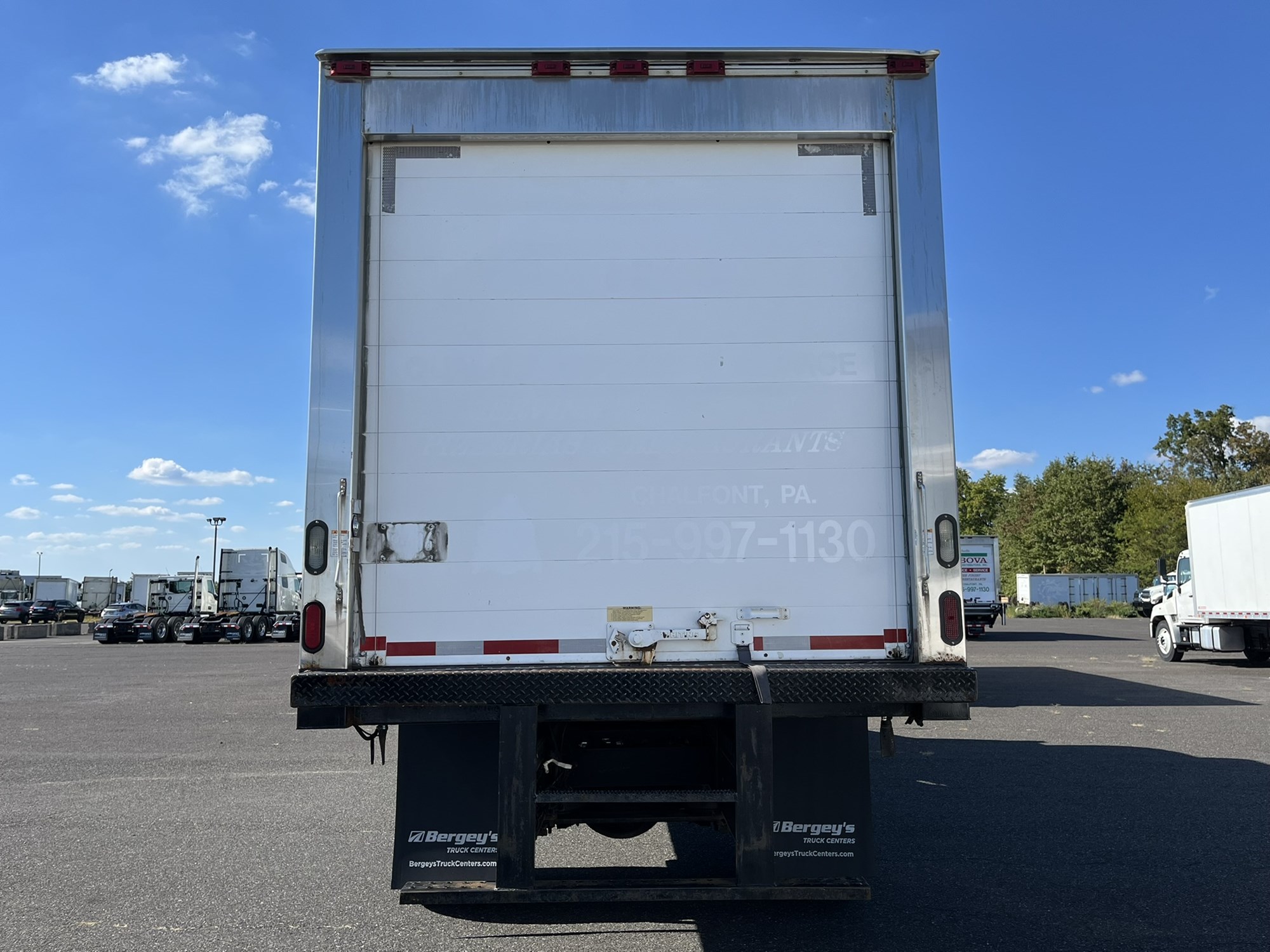 2020 HINO 268A 1000028-05 2020 HINO 268A 1000028-05