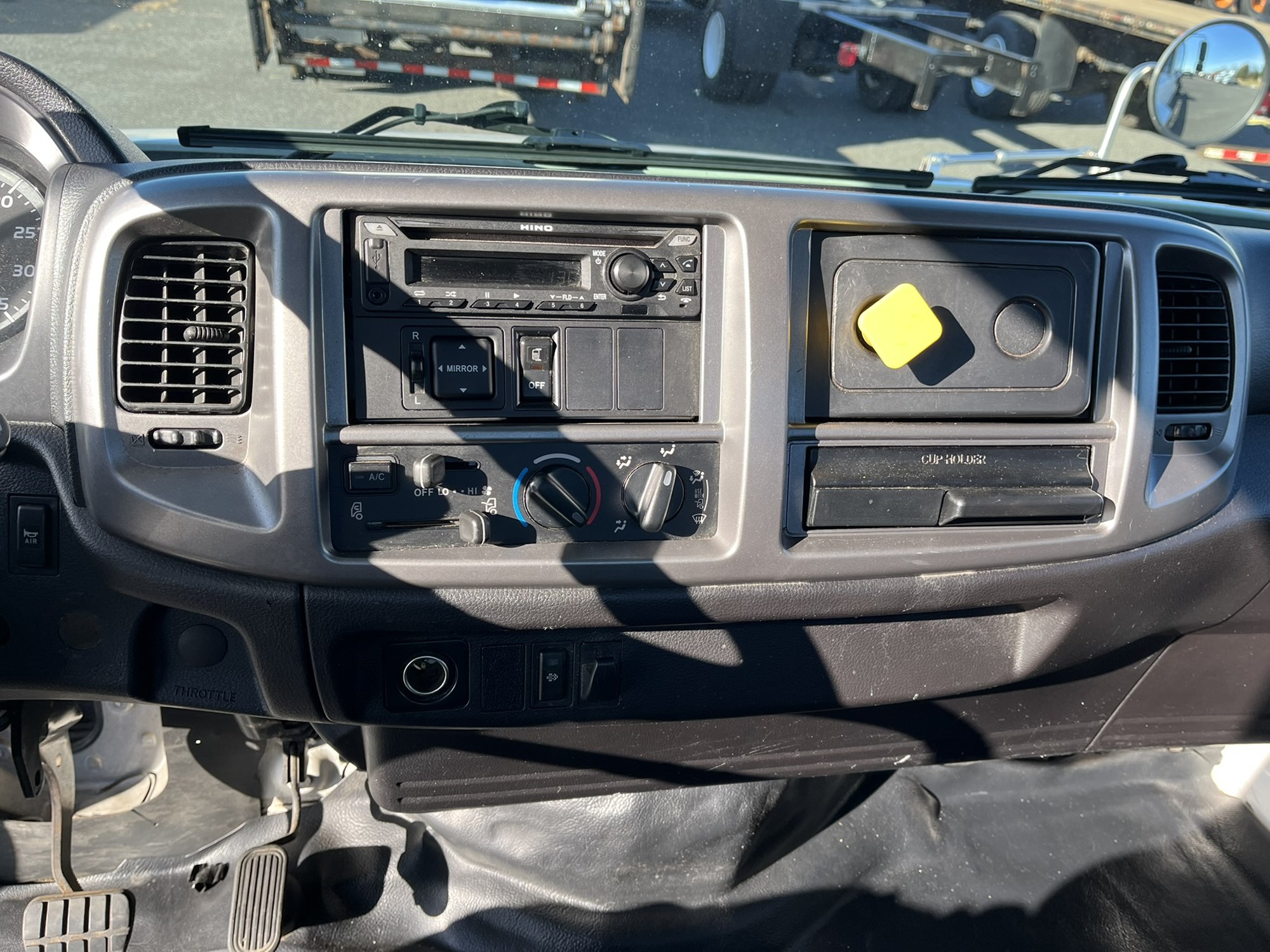 2018 HINO 338 1000481-08 2018 HINO 338 1000481-08