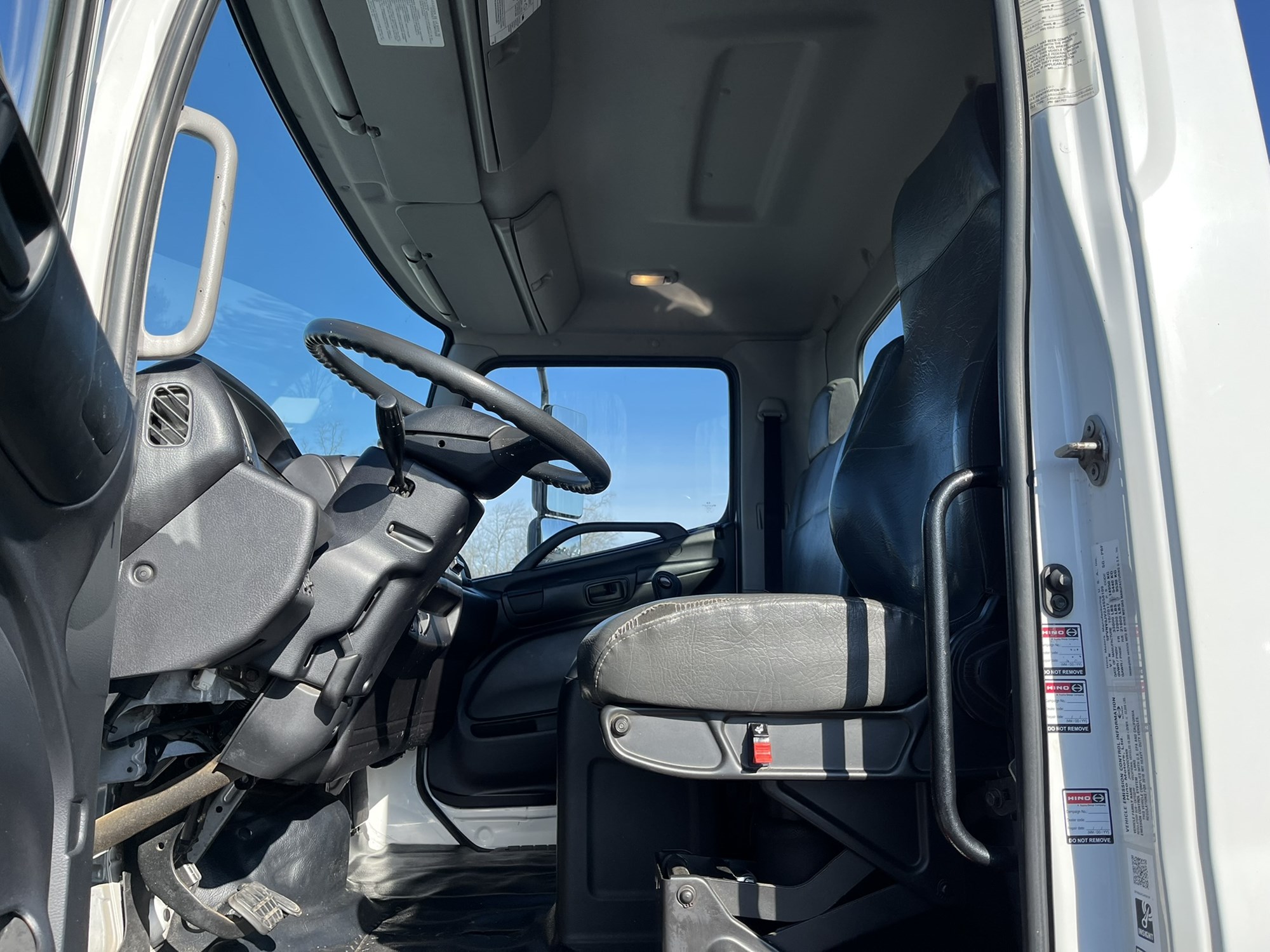 2018 HINO 338 1000481-12 2018 HINO 338 1000481-12