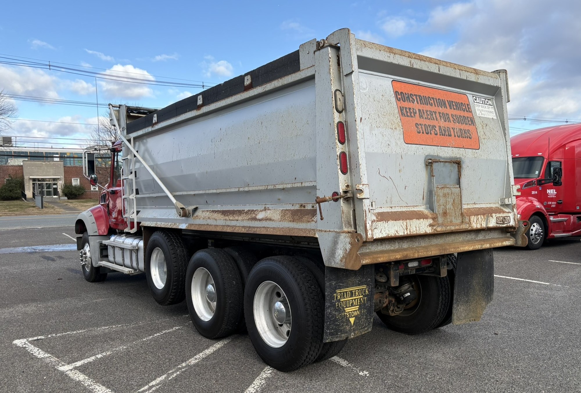 2019 MACK GR64F 2019 MACK GR64F - image 3 of 6