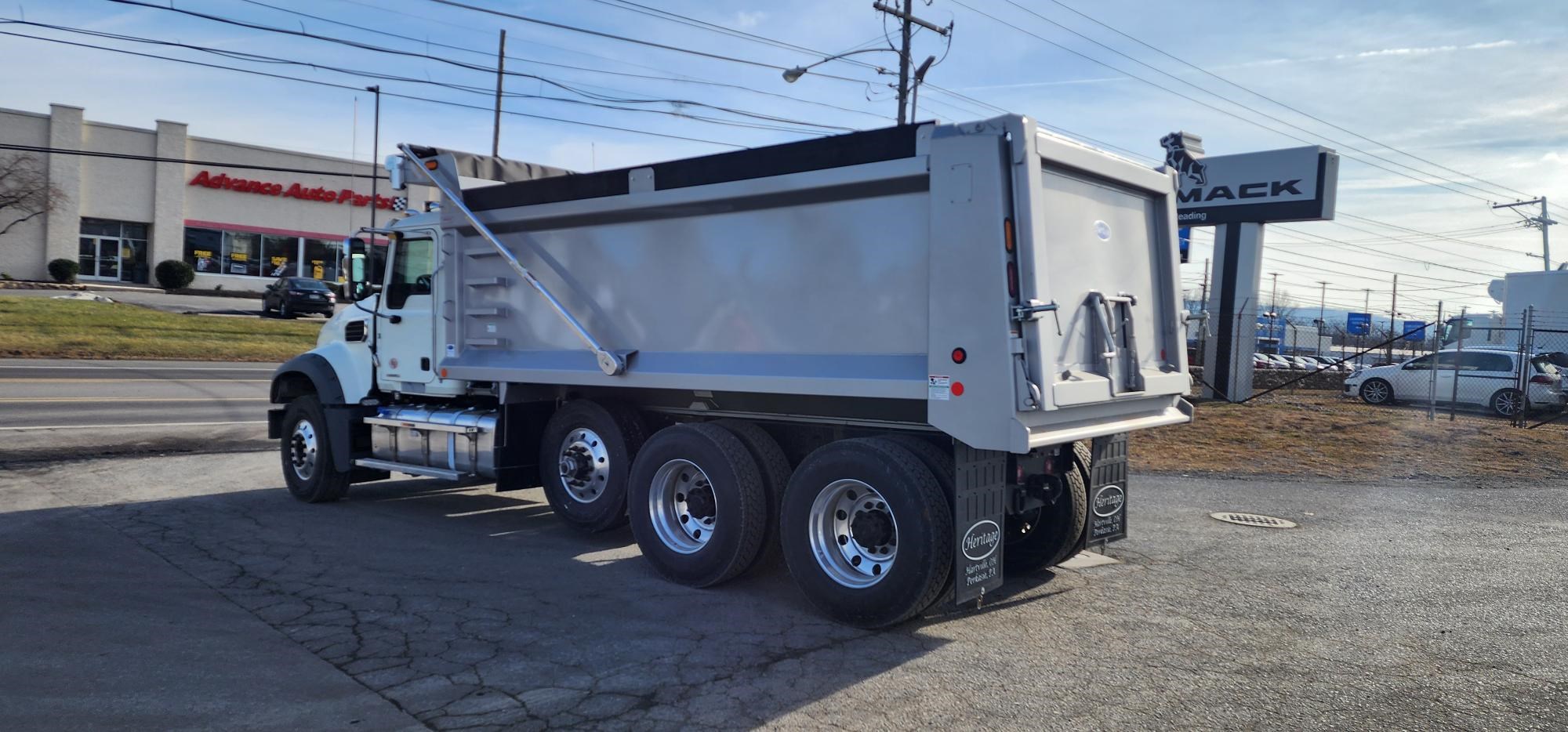 2026 MACK Granite 64FR 1091096-03 2026 MACK Granite 64FR 1091096-03