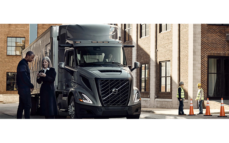 Volvo Trucks VNR Truck - image 1 of 4