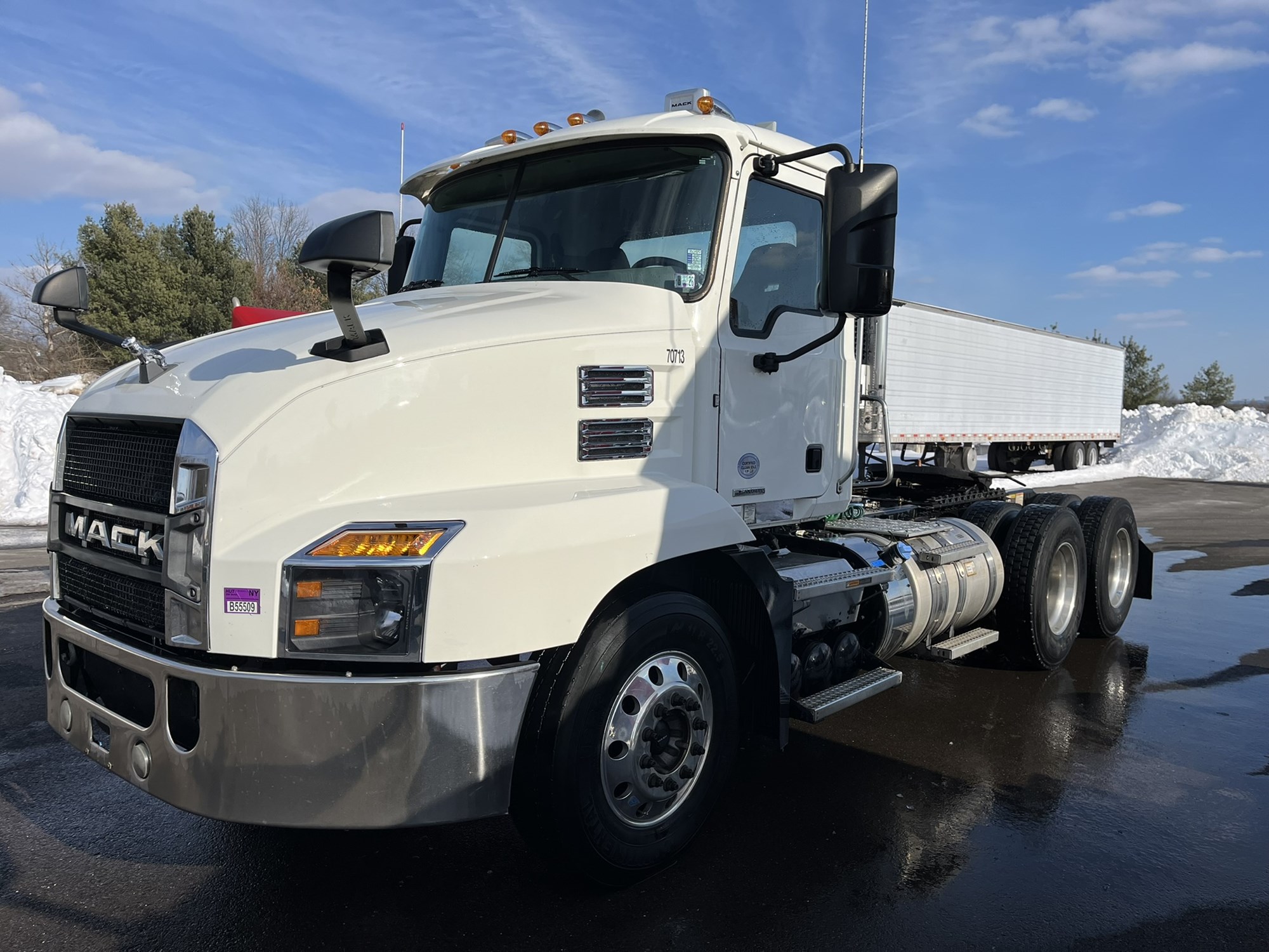 2020 MACK AN64T 2020 MACK AN64T - image 1 of 6