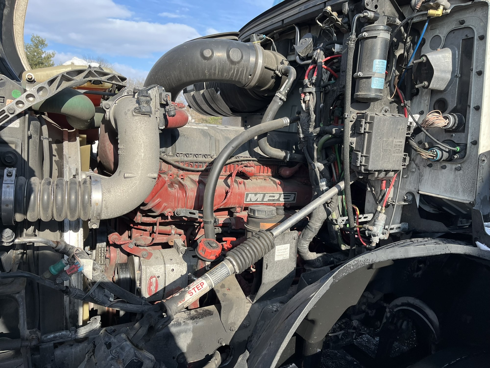 2020 MACK AN64T 1000082-22 2020 MACK AN64T 1000082-22