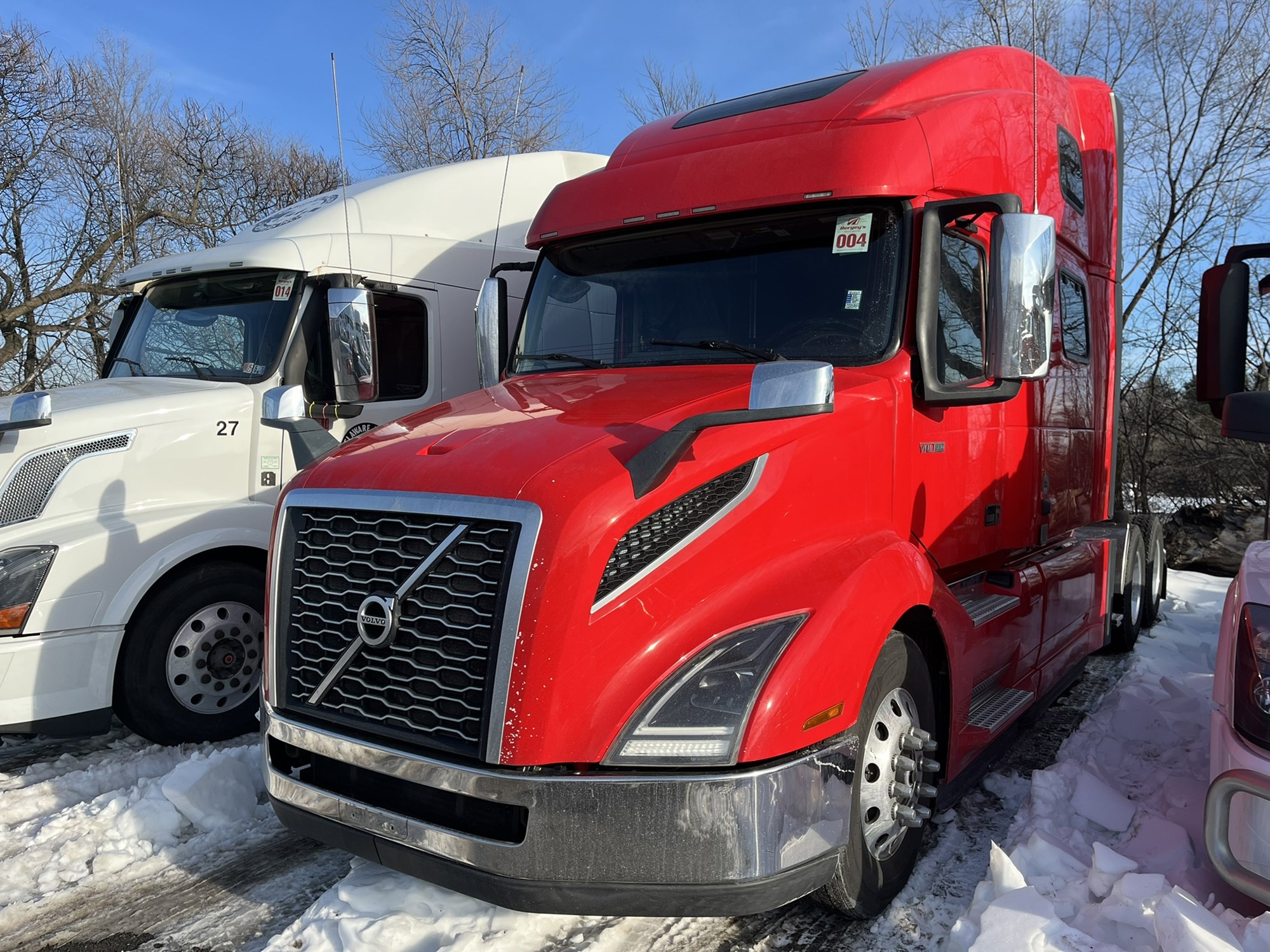 2022 VOLVO VNL 860 2022 VOLVO VNL 860 - image 1 of 1