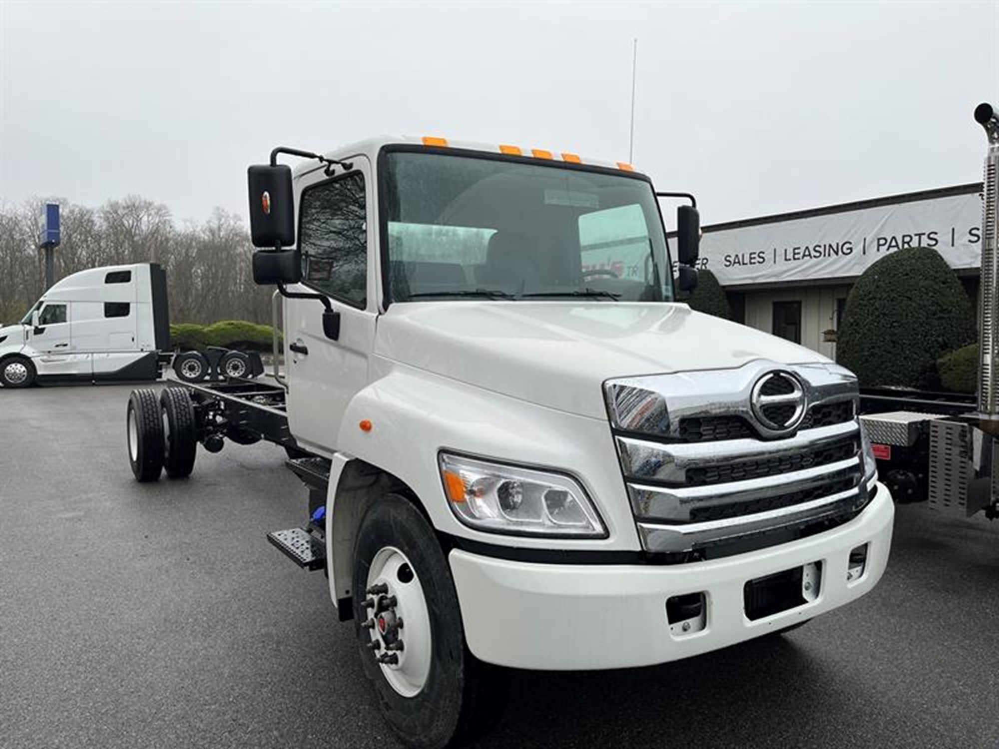 2026 HINO L6 2026 HINO L6 - image 3 of 3