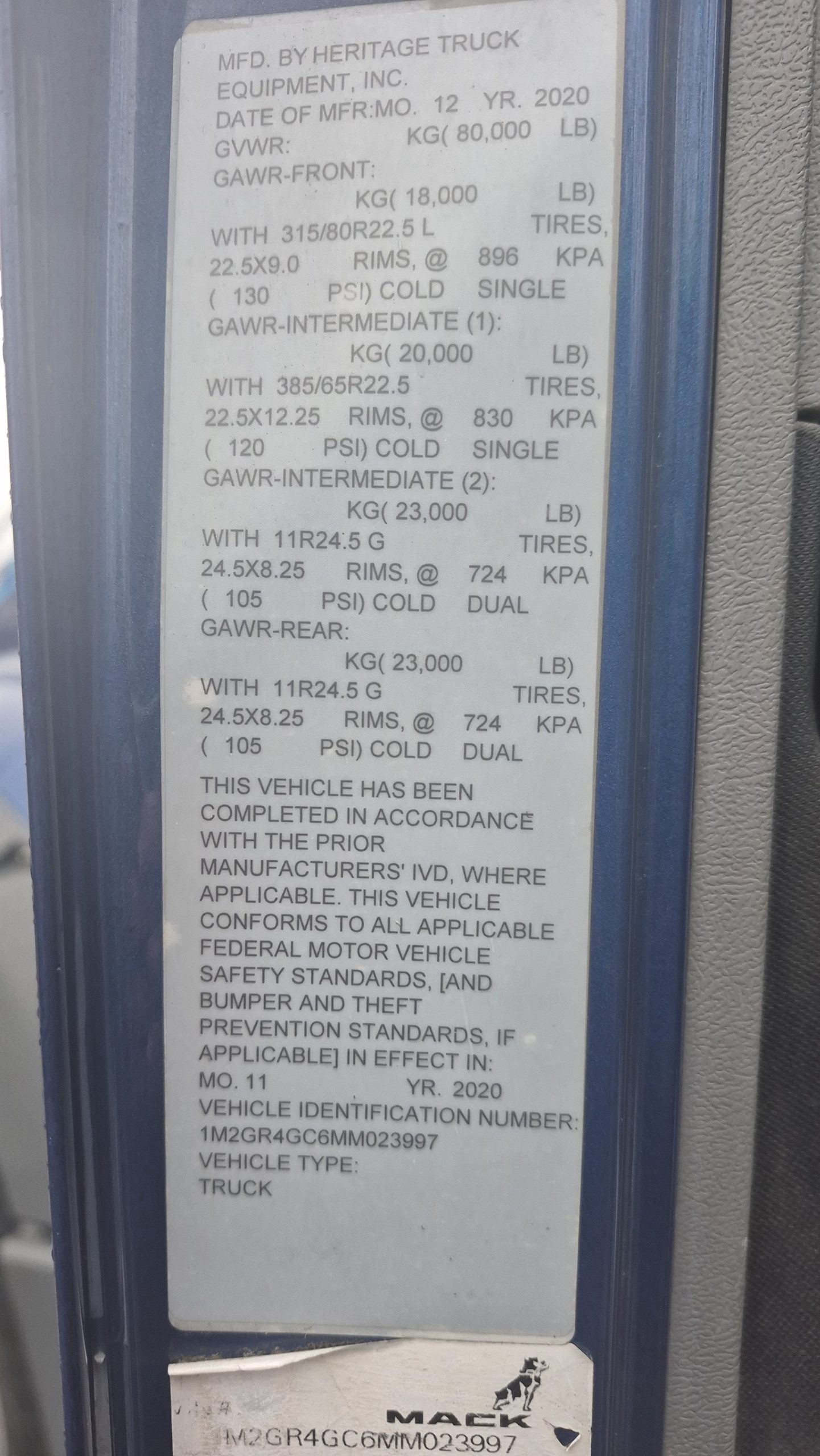 2021 MACK 64FR GR64F 2021 MACK 64FR GR64F - image 4 of 6