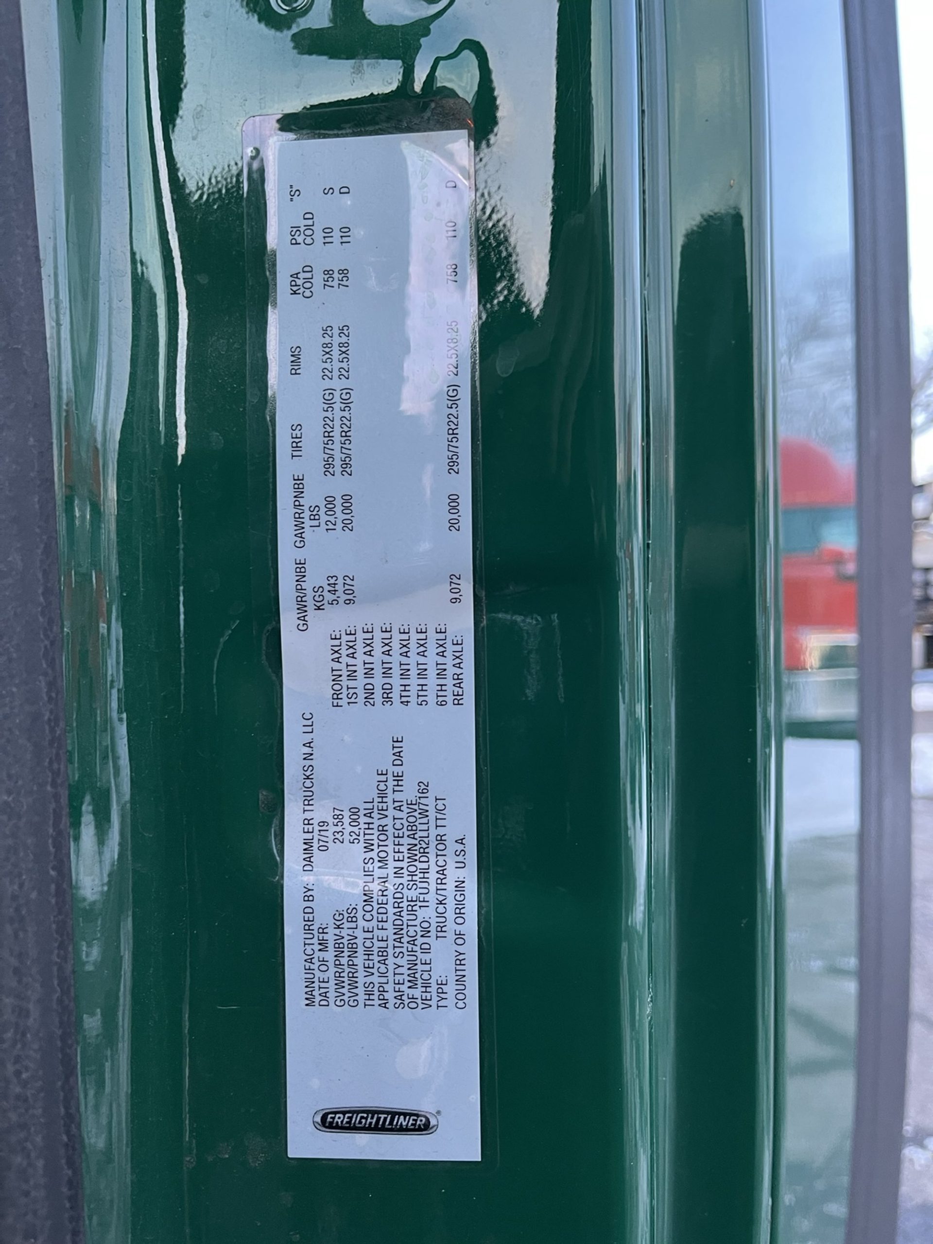 2020 FREIGHTLINER CASCADIA 126 1103542-13 2020 FREIGHTLINER CASCADIA 126 1103542-13