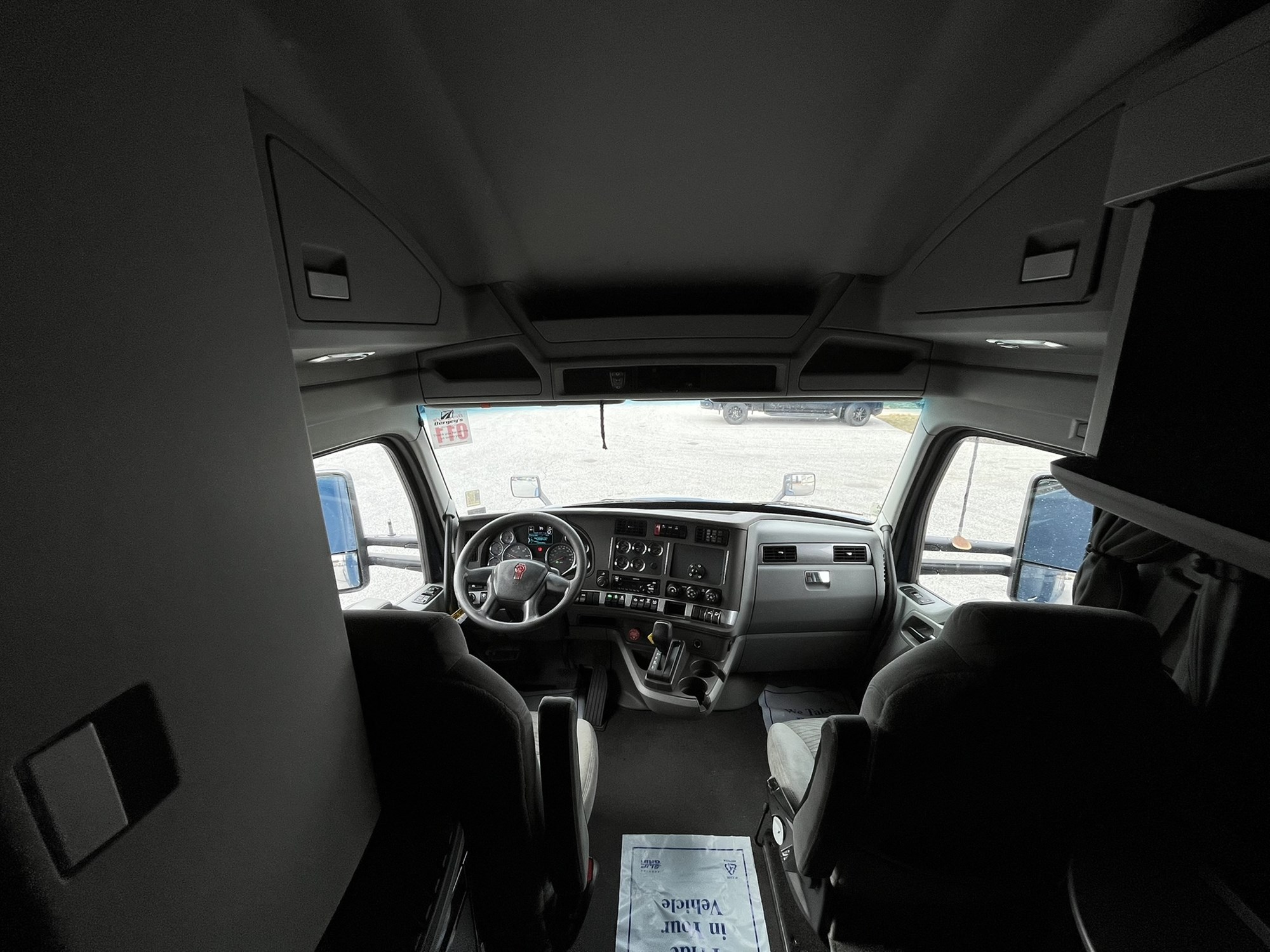 2018 KENWORTH T680 1104256-16 2018 KENWORTH T680 1104256-16