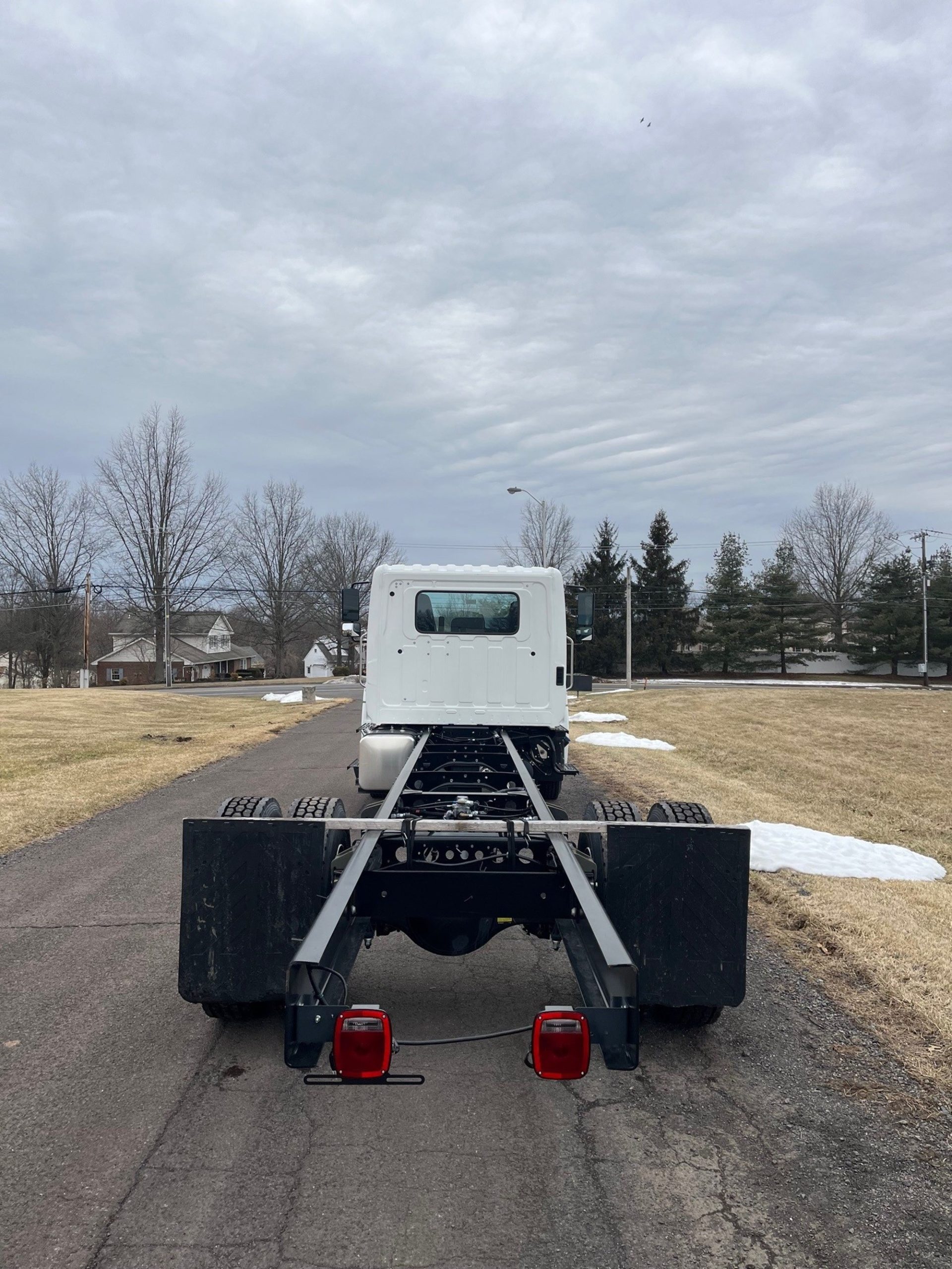 2026 HINO L6 2026 HINO L6 - image 3 of 4