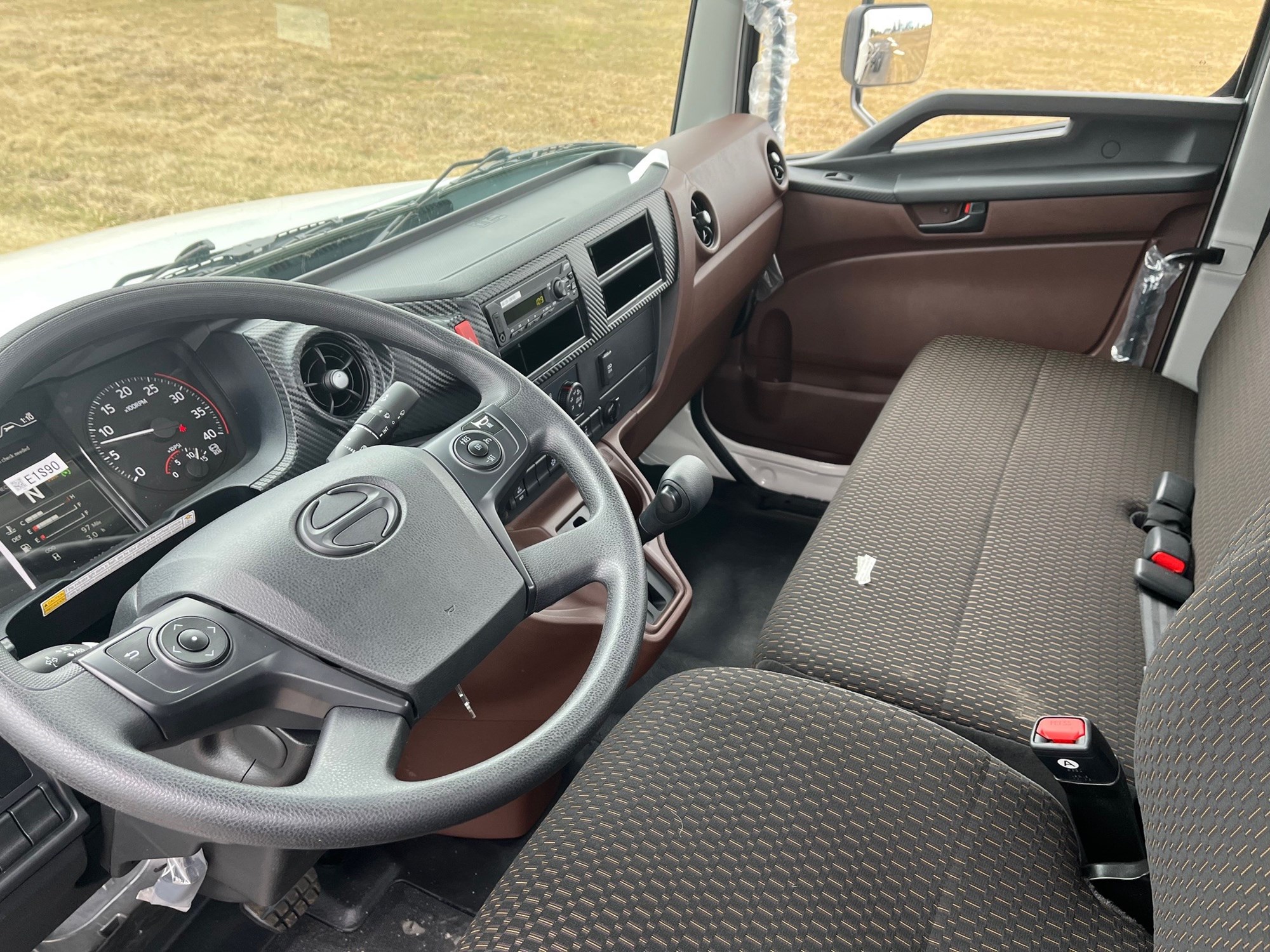 2026 HINO L6 2026 HINO L6 - image 4 of 4