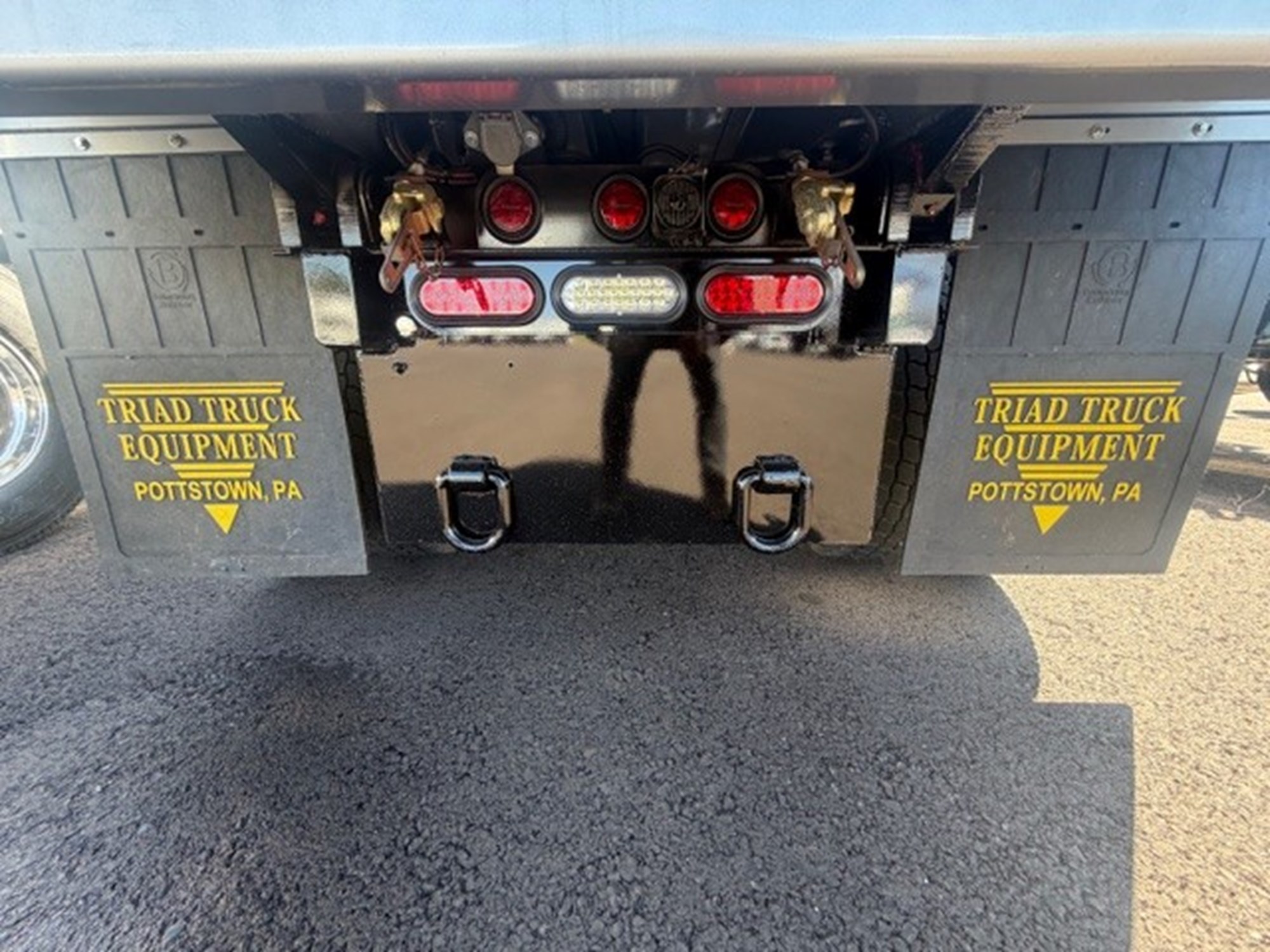 2026 MACK MD742 2026 MACK MD742 - image 4 of 5