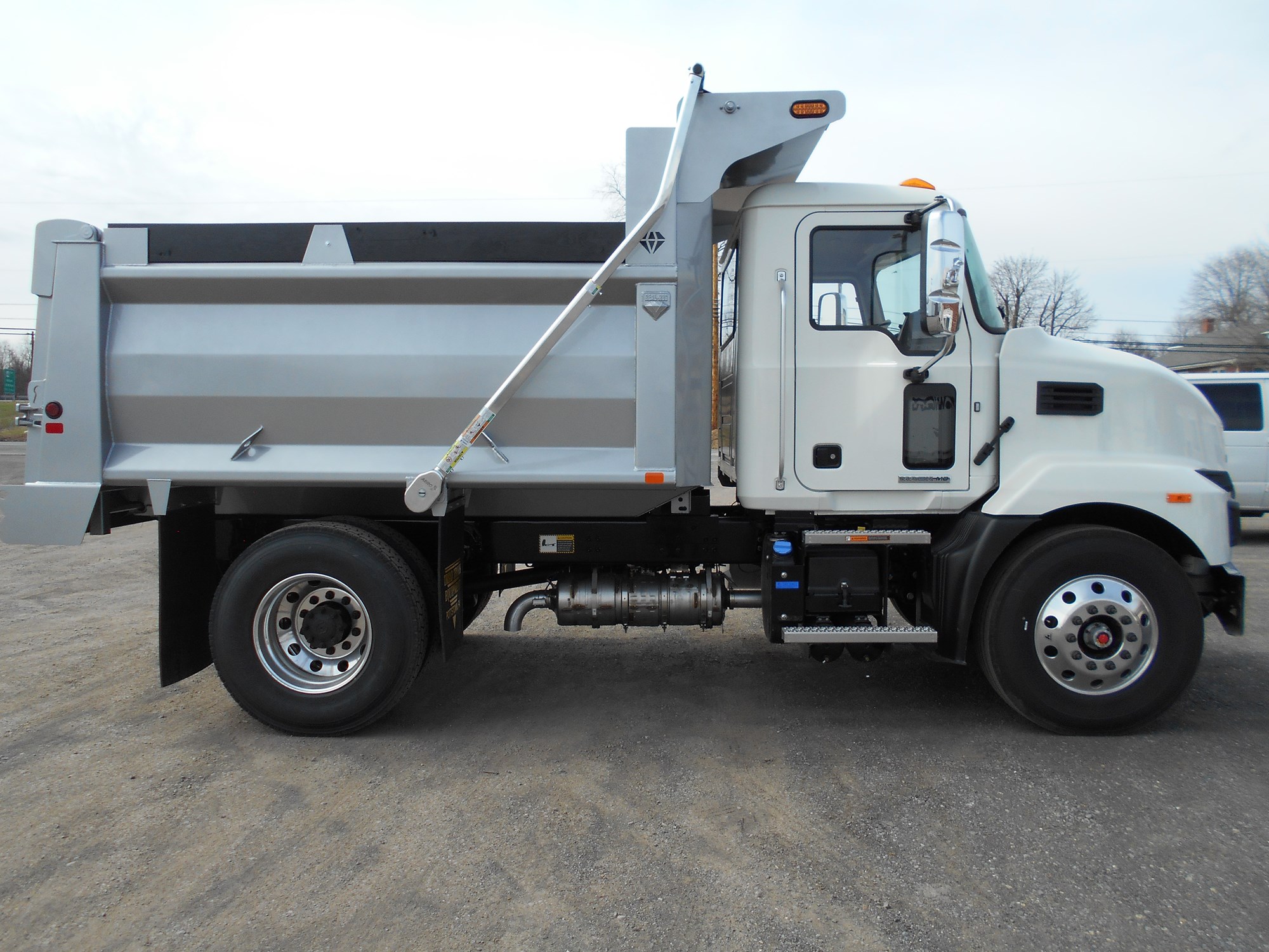 2026 MACK MD742 1093228-04 2026 MACK MD742 1093228-04