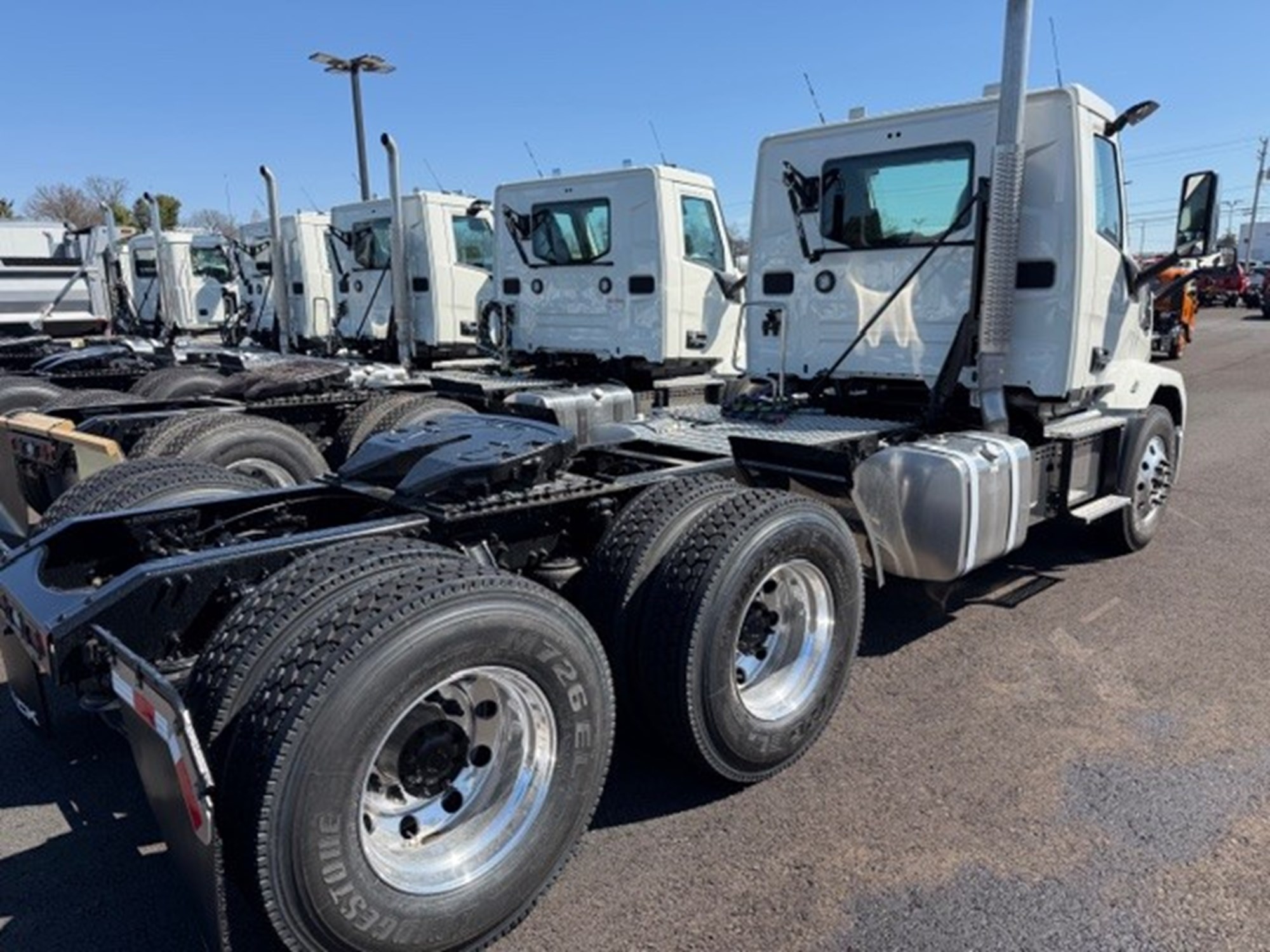 2027 MACK ANTHEM GEN2 64T 2027 MACK ANTHEM GEN2 64T - image 2 of 2