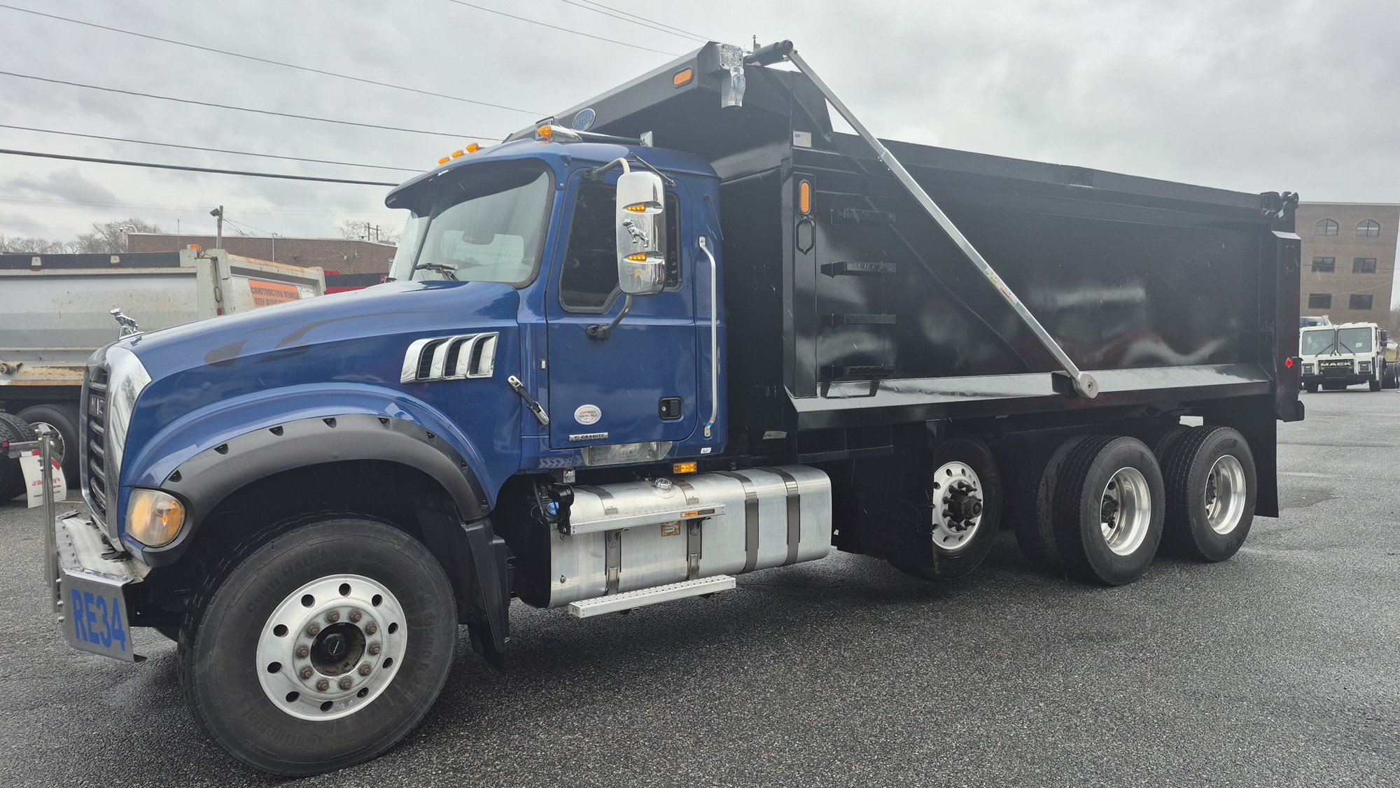 2021 MACK 64FR GR64F 2021 MACK 64FR GR64F - image 1 of 6