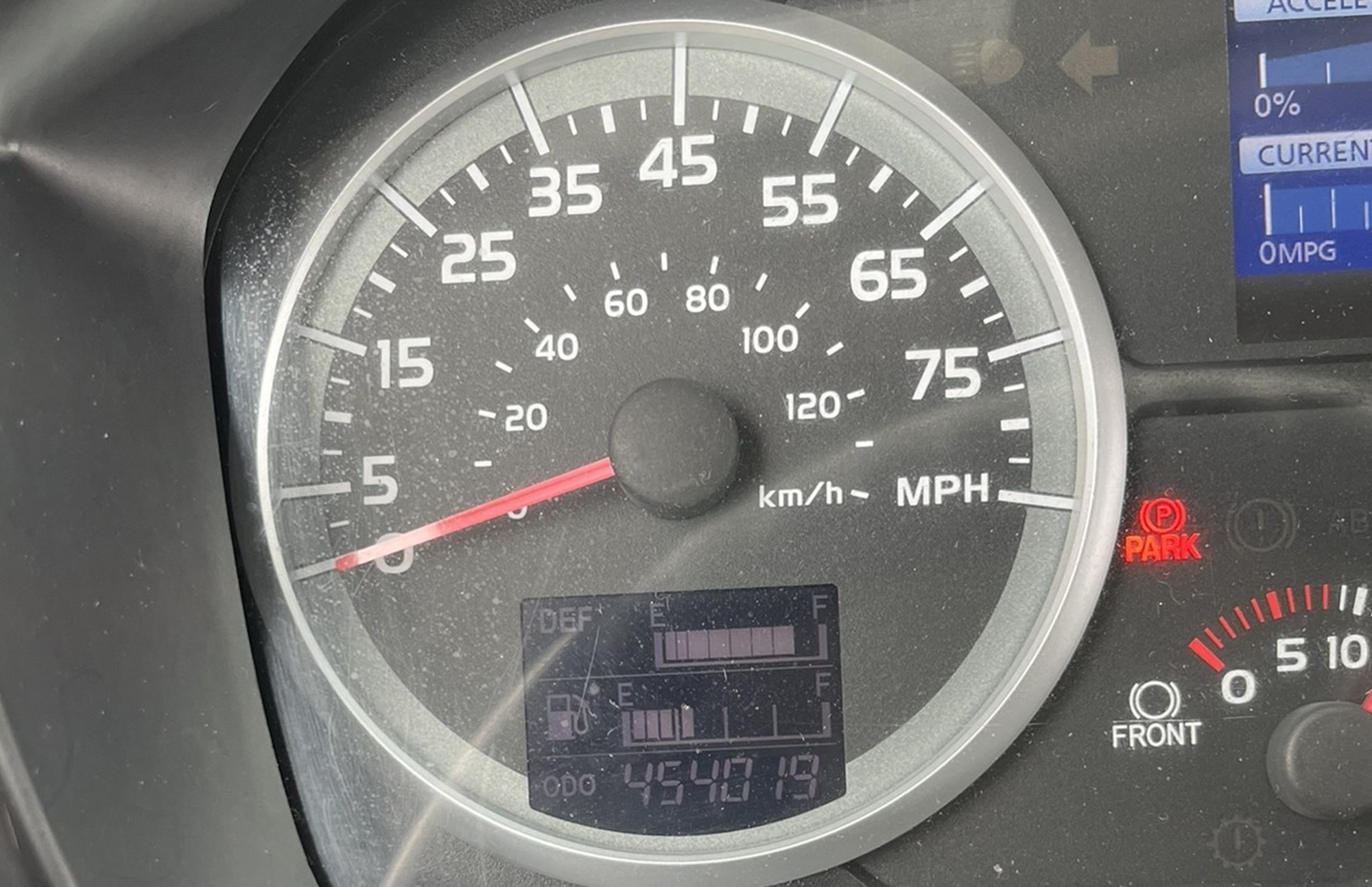 2014 HINO 338 2014 HINO 338 - image 2 of 6