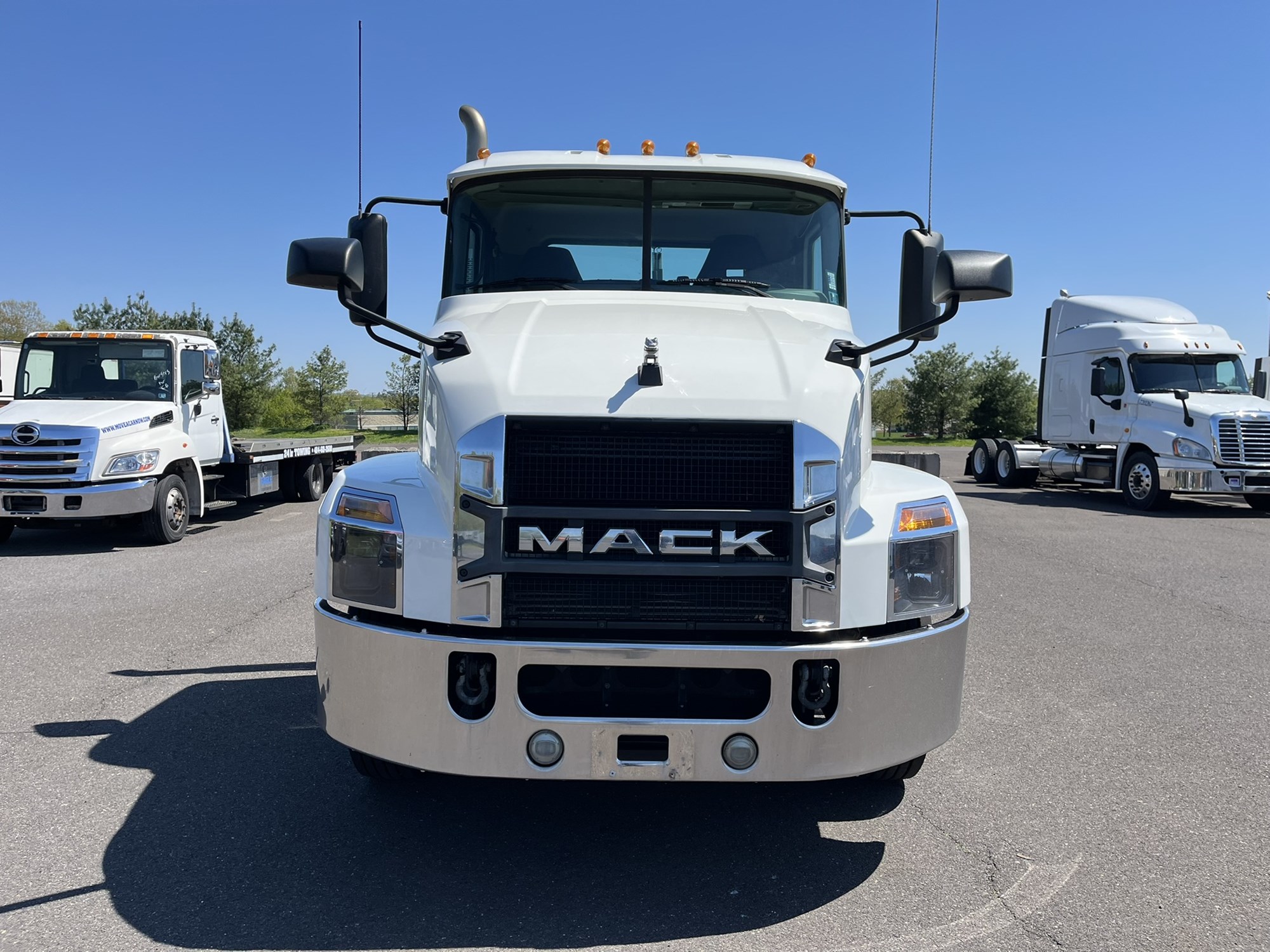 2020 MACK AN64T 1000776-02 2020 MACK AN64T 1000776-02
