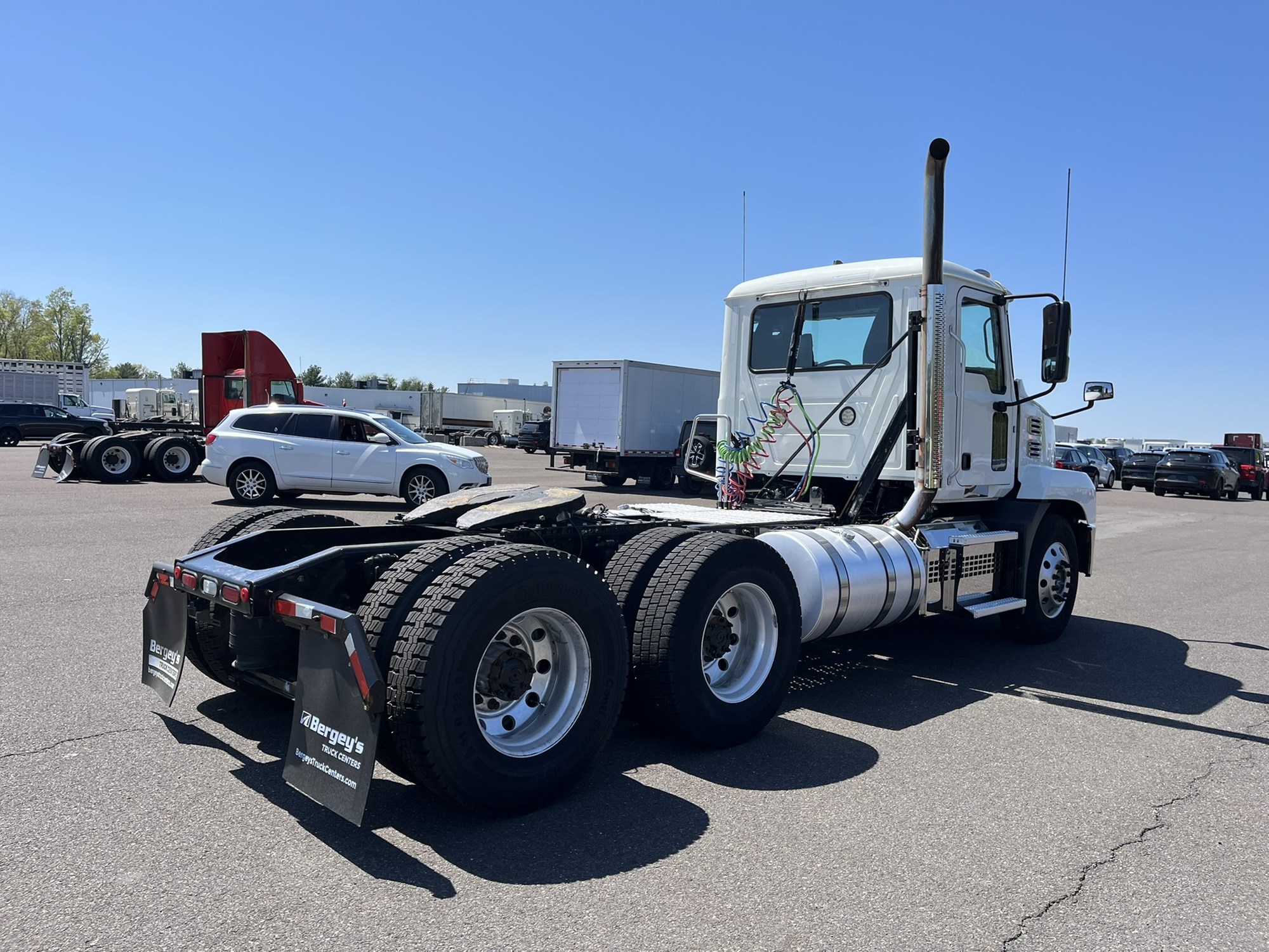 2020 MACK AN64T 1000776-04 2020 MACK AN64T 1000776-04